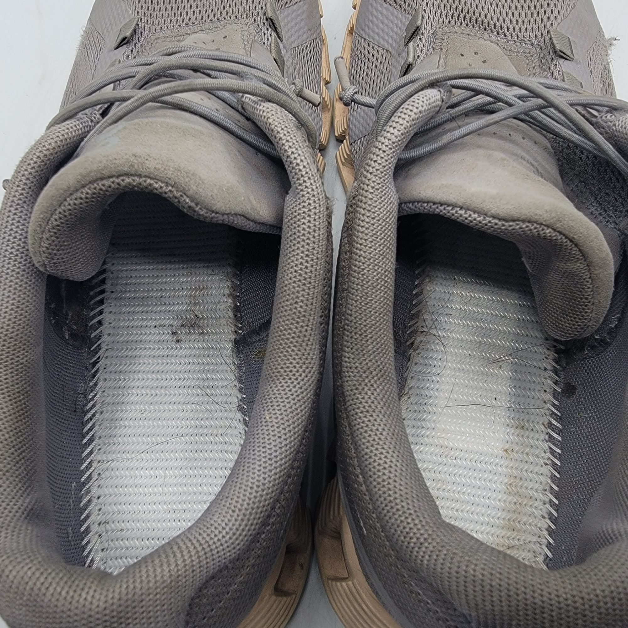 ON Cloud 5 Zinc Shell Womens 7 Gray Athletic Shoes Lightweig