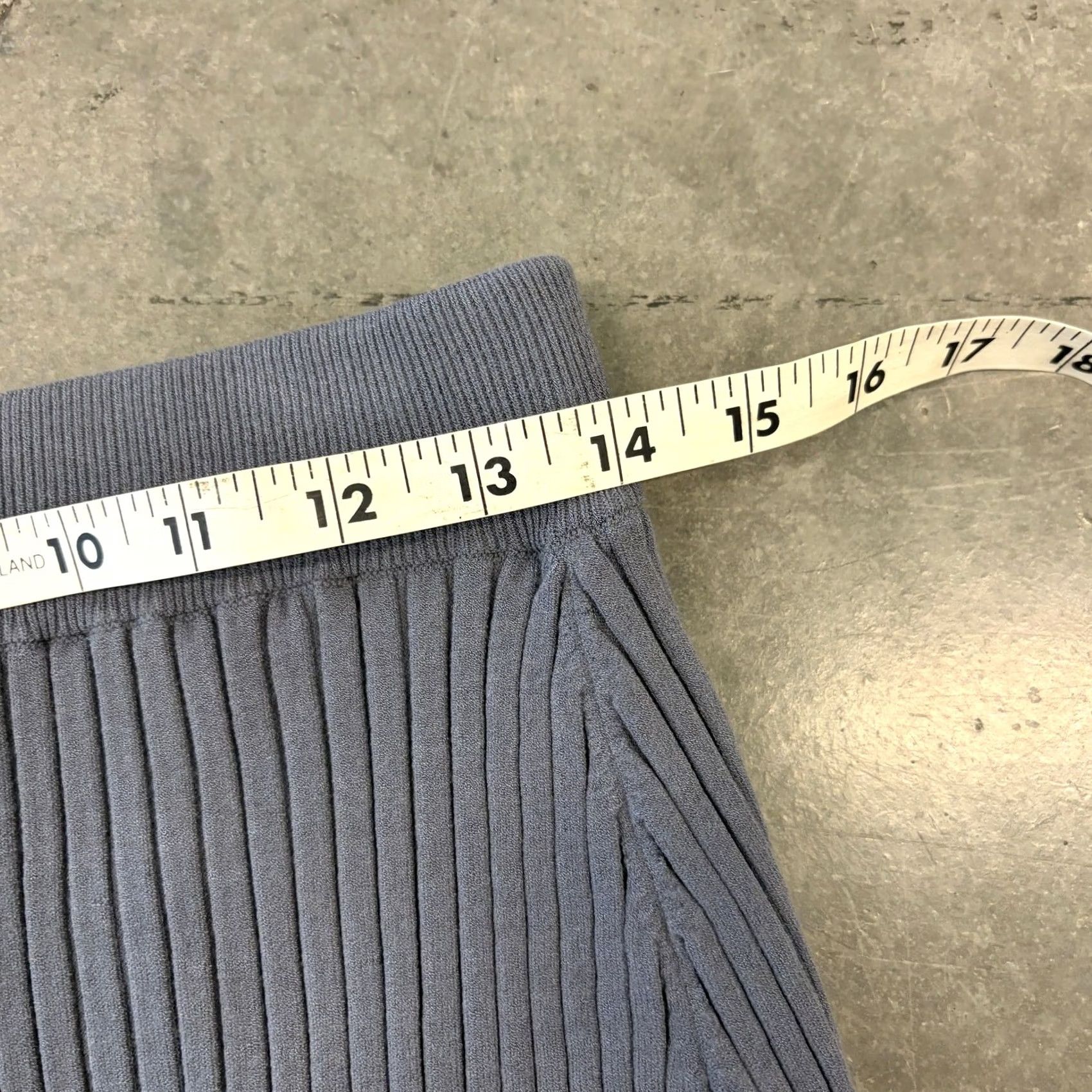 Vintage VINTAGE Y2K Pxg Parsons Golf Grey Knit Contrast Stretch Button Skirt Large NWT Women Short A-Line Skirt, Mens? Size 36" / US 14 / IT 50 - 4 Thumbnail