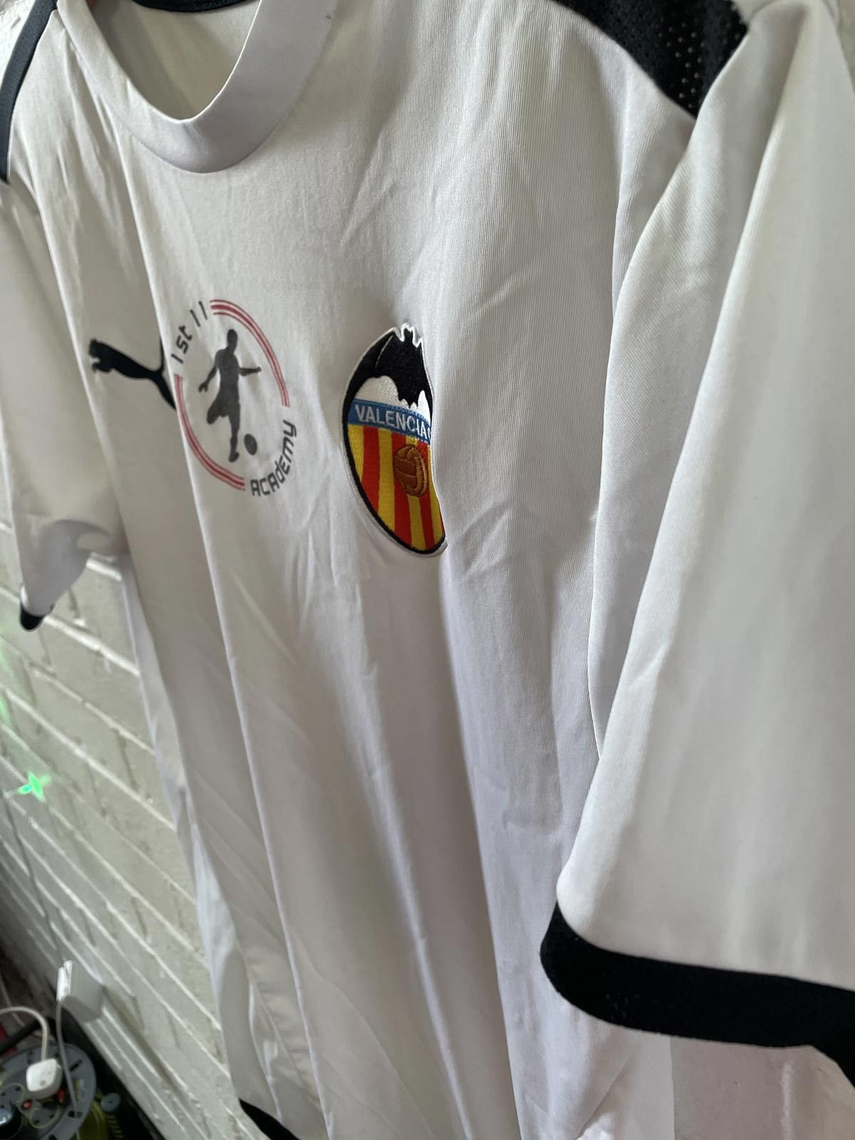 Puma Valencia CF Men's Football Jersey White and Black Size US M / EU 48-50 / 2 - 3 Thumbnail