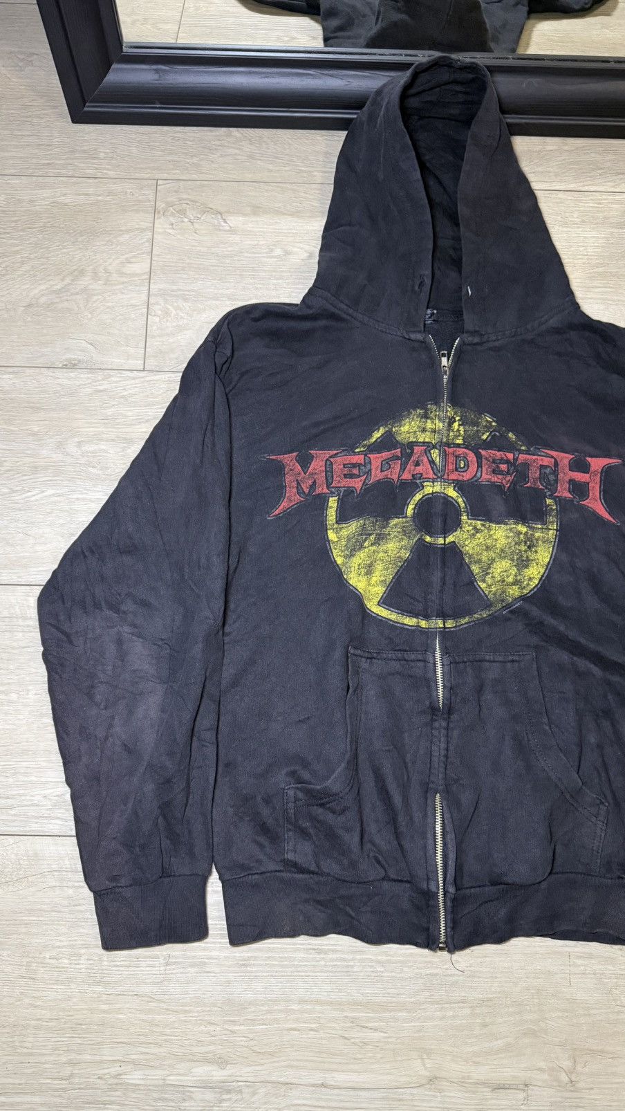 Tultex Vintage Megadeath Sun Faded Radioactive Zip Up Hoodie Size US M / EU 48-50 / 2 - 2 Thumbnail