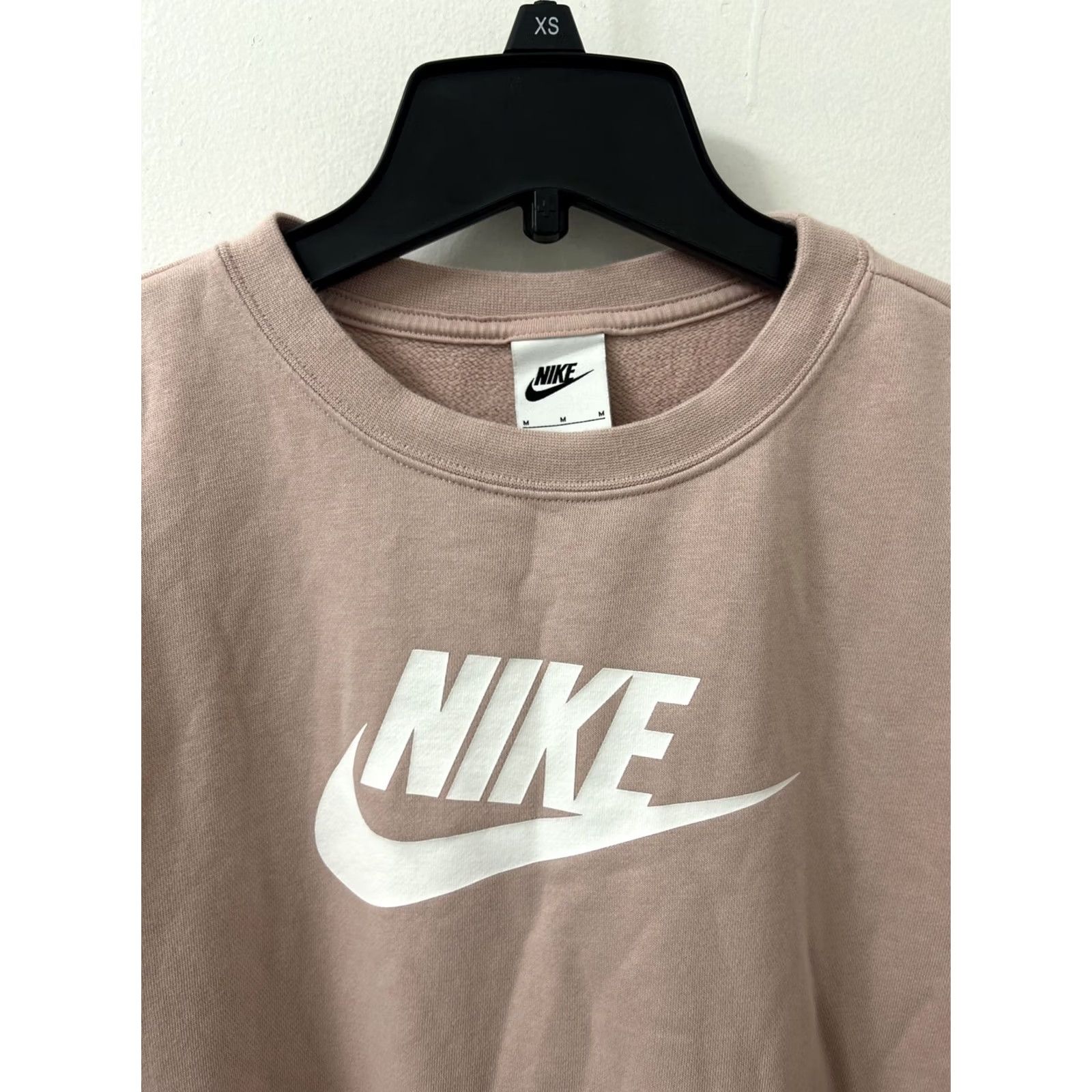 Nike Nike Sportswear Crewneck Pullover Womens M Pink Big Logo Fleece Size M / US 6-8 / IT 42-44 - 4 Thumbnail