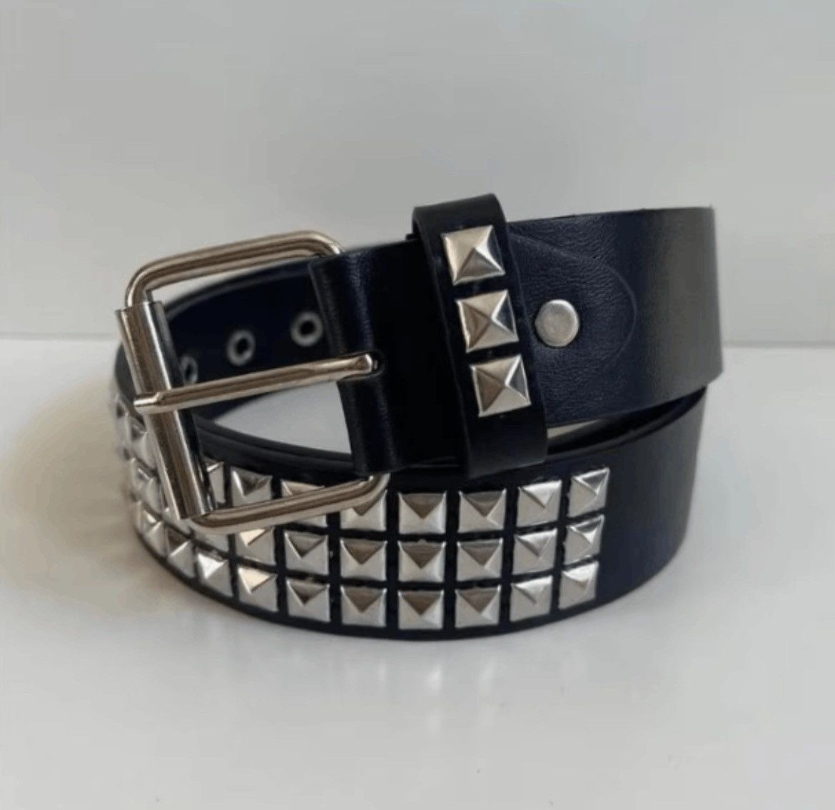 Japanese Brand × Vintage Y2K 2000s Gothic Leather Studded Belt Size ONE SIZE - 1 Thumbnail
