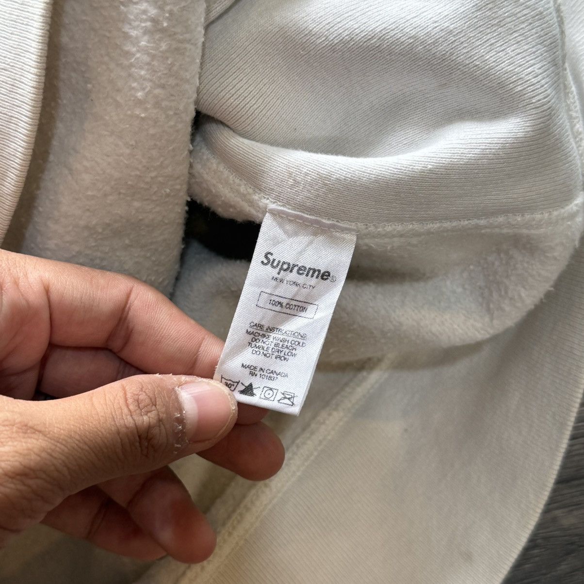 Supreme Supreme Compact Logo Size US S / EU 44-46 / 1 - 6 Thumbnail
