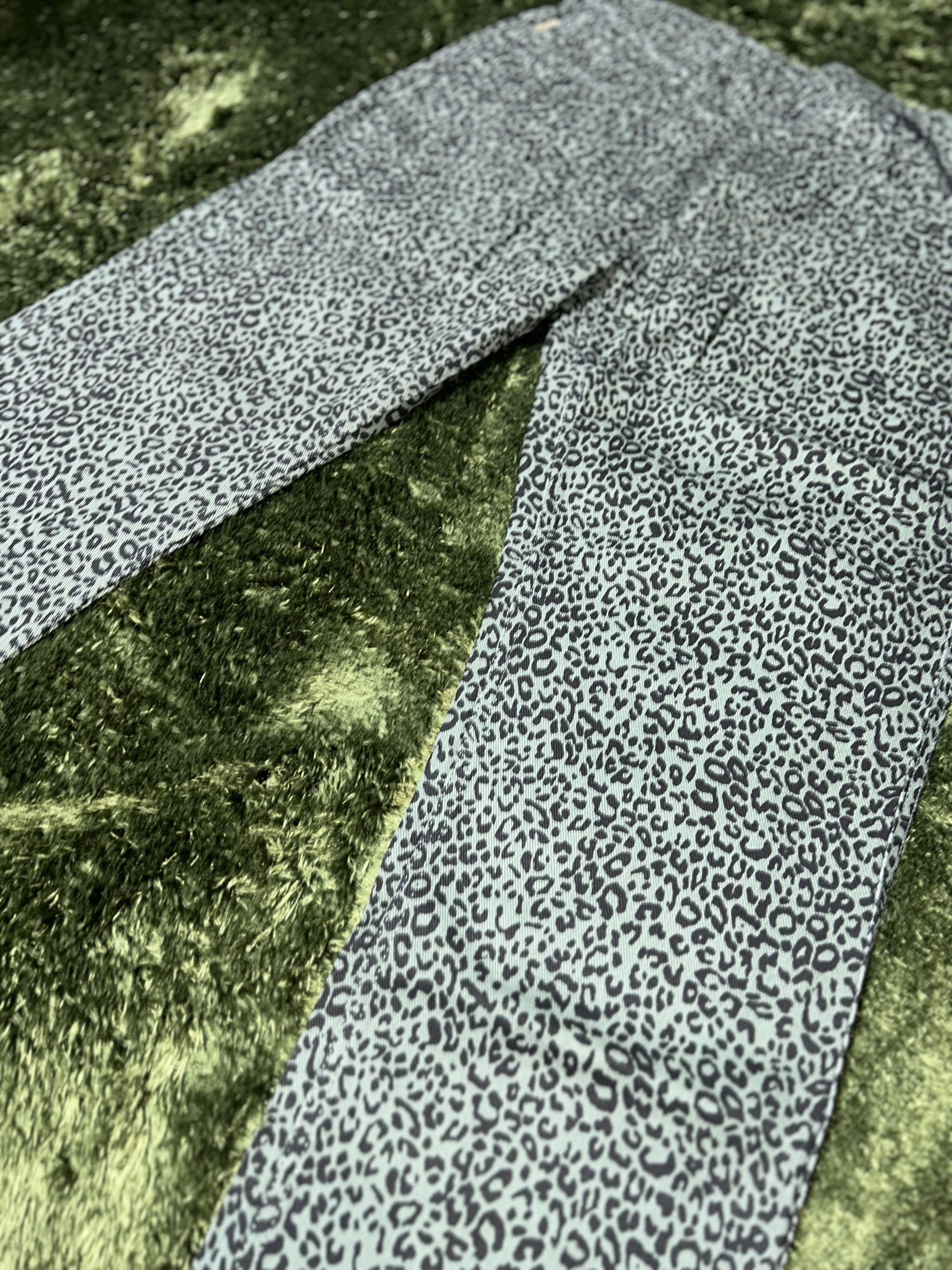 Pleasures [34] pleasures crystal cheetah leopard denim pants green Size US 34 / EU 50 - 4 Thumbnail
