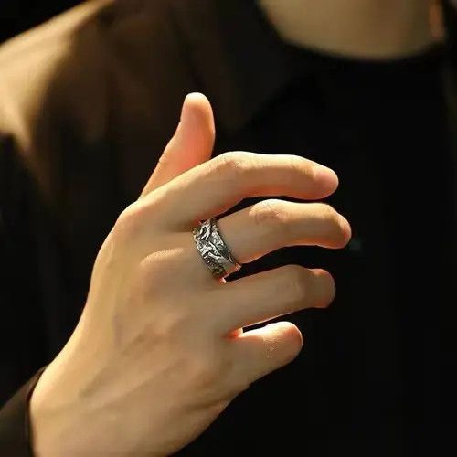 VIBE Retro Artistic Hands Adjustable Ring Size ONE SIZE - 4 Thumbnail