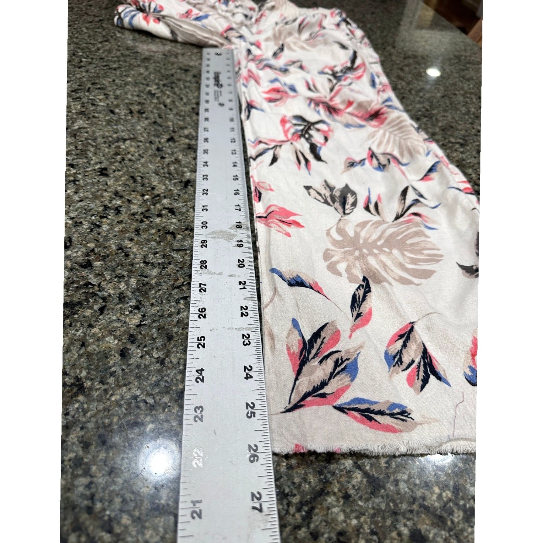 Vintage Briggs Pants S Pink Blue Beige Linen Blend Floral Beach Cropped Regular Women Mens? No - (Oops) Size 28" / US 6 / IT 42 - 4 Thumbnail