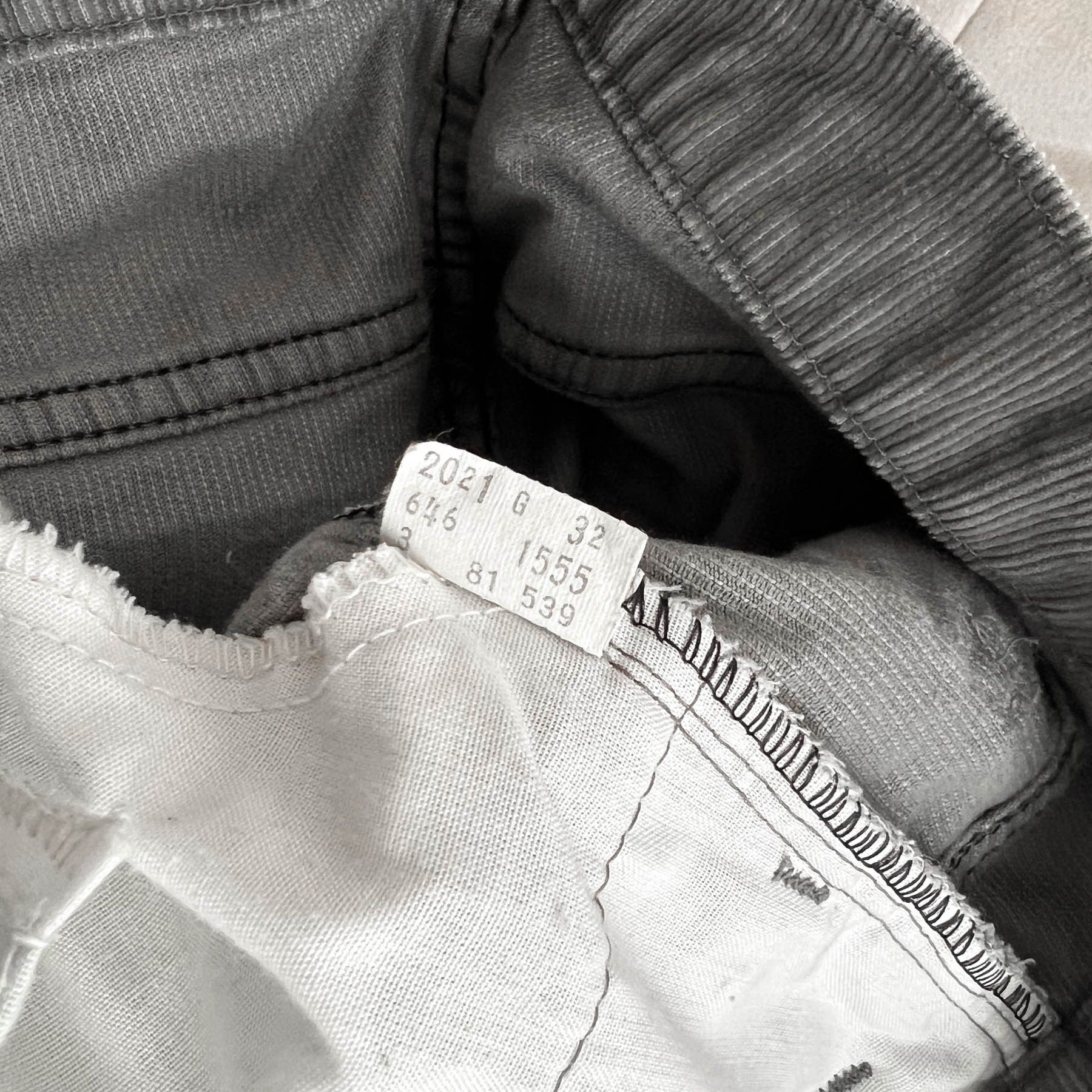 Vintage 70's Levi's 626 Corduroy Boot Cut Classic 5-Pocket Pants USA Size US 32 / EU 48 - 6 Thumbnail