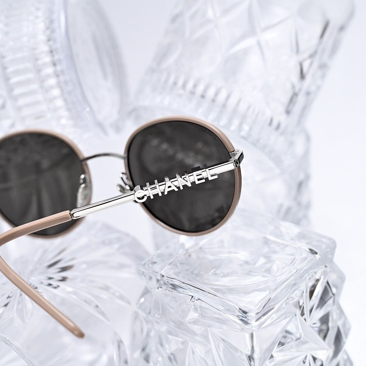 Chanel CHANEL 0CH4282 SUNGLASESS Size ONE SIZE - 5 Thumbnail