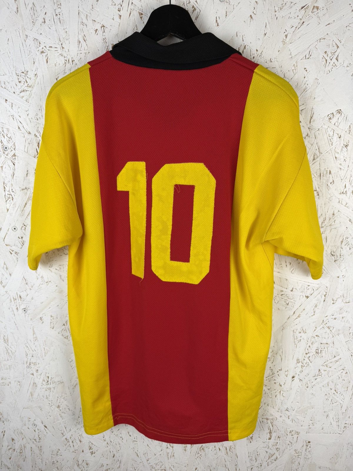 Vintage 80s 90s Galatasaray Retro #10 Handmade Rare Soccer Jersey Size US XL / EU 56 / 4 - 8 Thumbnail
