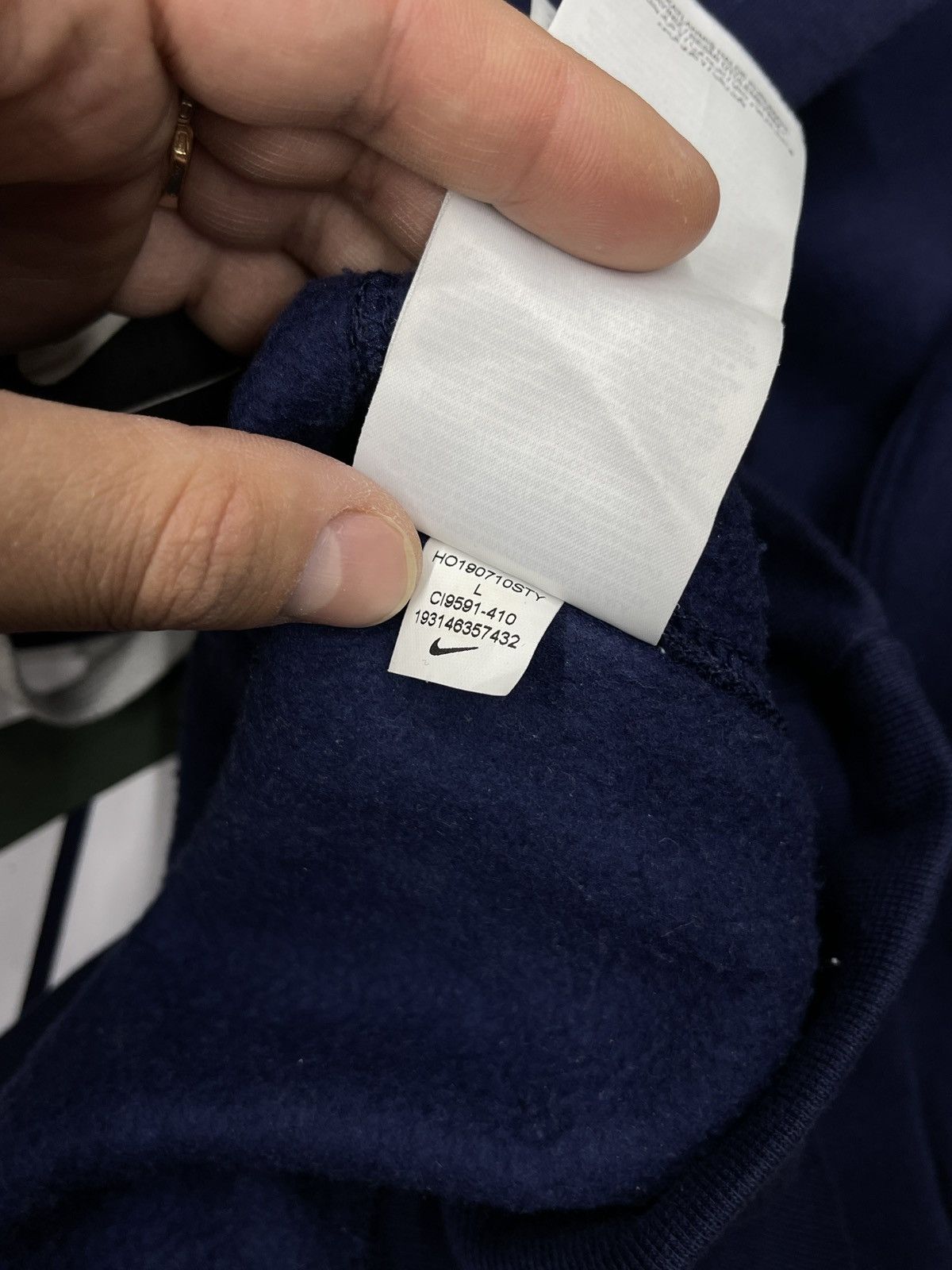 Nike Mens Nike NSW Hoodie Navy Center Big Logo Swoosh ACG TN Size US L / EU 52-54 / 3 - 7 Thumbnail