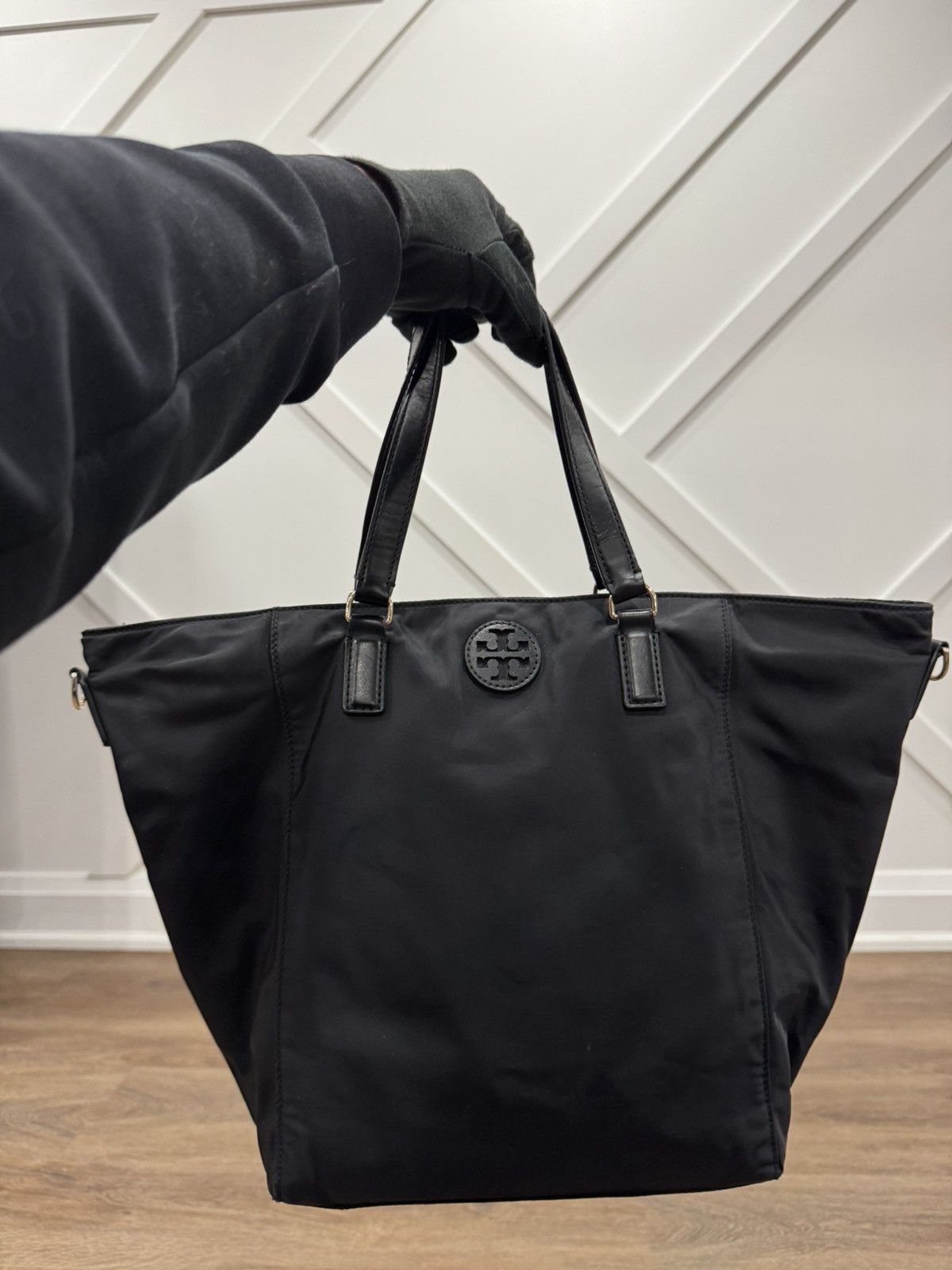 Tory Burch Tory Burch Tilda Nylon Tote Bag - Black Size ONE SIZE - 3 Thumbnail
