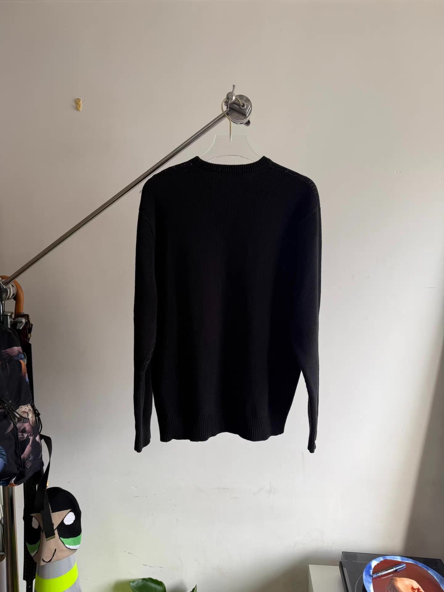 Supreme Supreme smiley face sweate Q17 Size US L / EU 52-54 / 3 - 2 Thumbnail