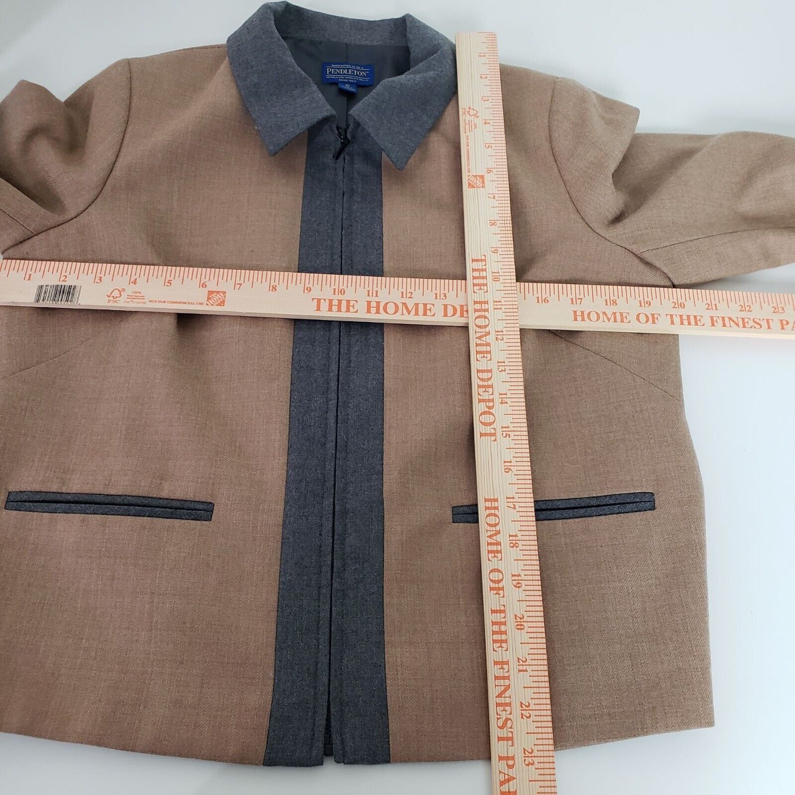 Pendleton Pendleton Virgin Wool Neutral Jacket Womens Size 10 Tan Gray Size L / US 10 / IT 46 - 10 Thumbnail