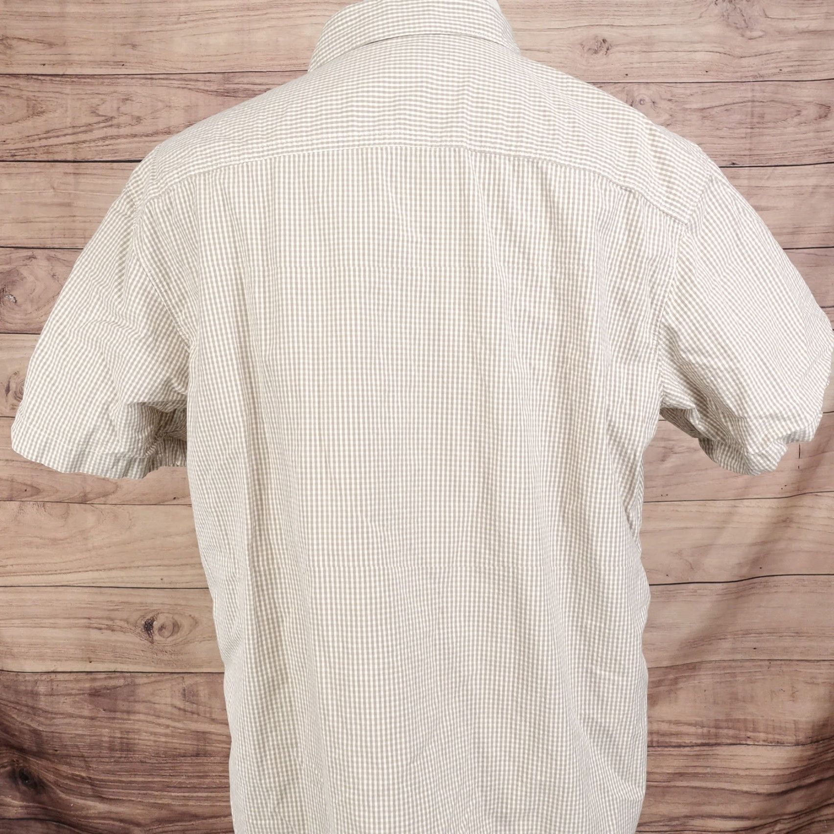 Vintage COLUMBIA SPORTSWEAR BEIGE SHORT SLEEVE CHECK BUTTON UP SHIRT MENS L Size US L / EU 52-54 / 3 - 5 Thumbnail