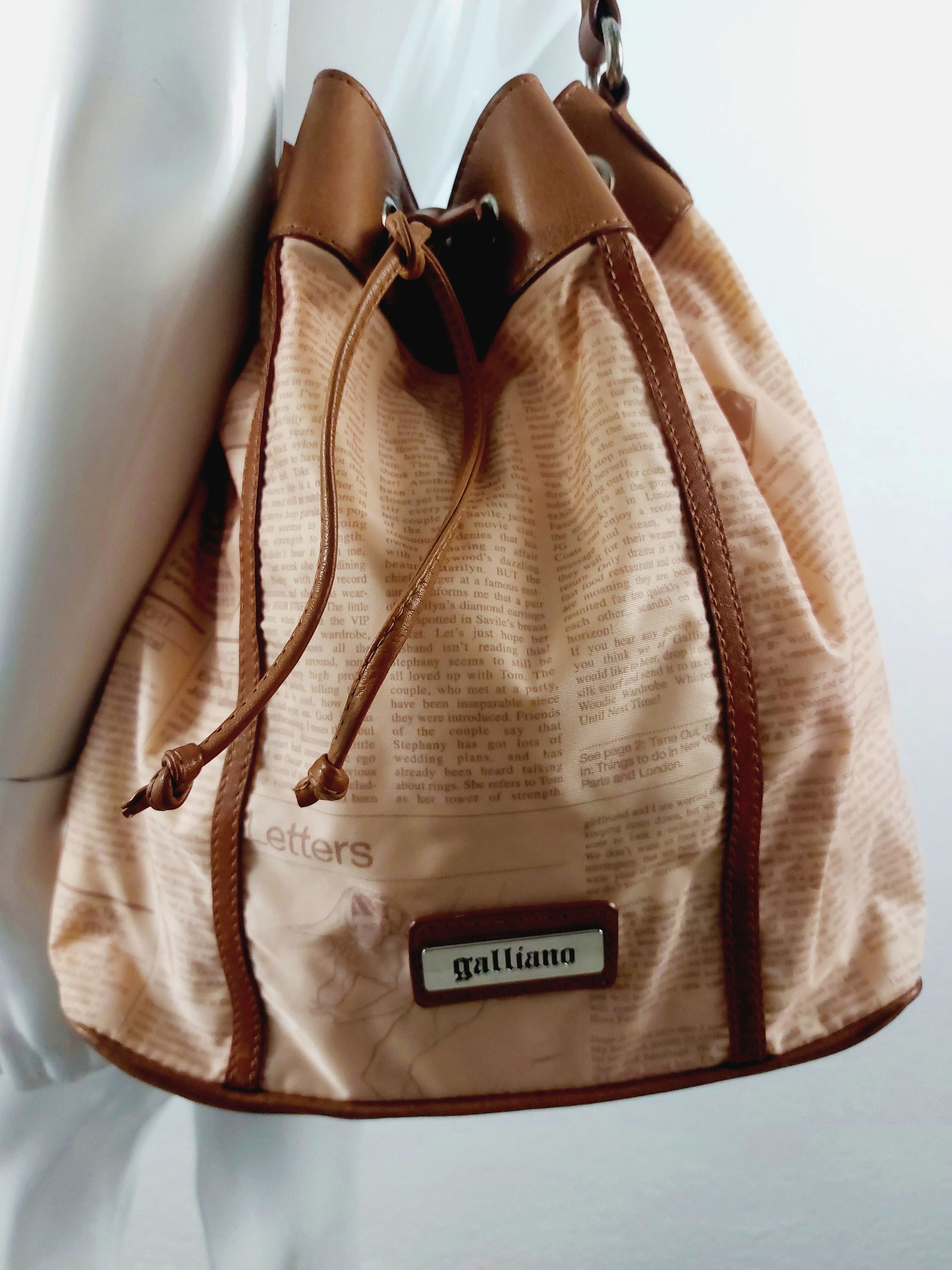 John Galliano John Galliano Newspaper Pink Gazette Shoulder Handbag Bag Size ONE SIZE - 5 Thumbnail