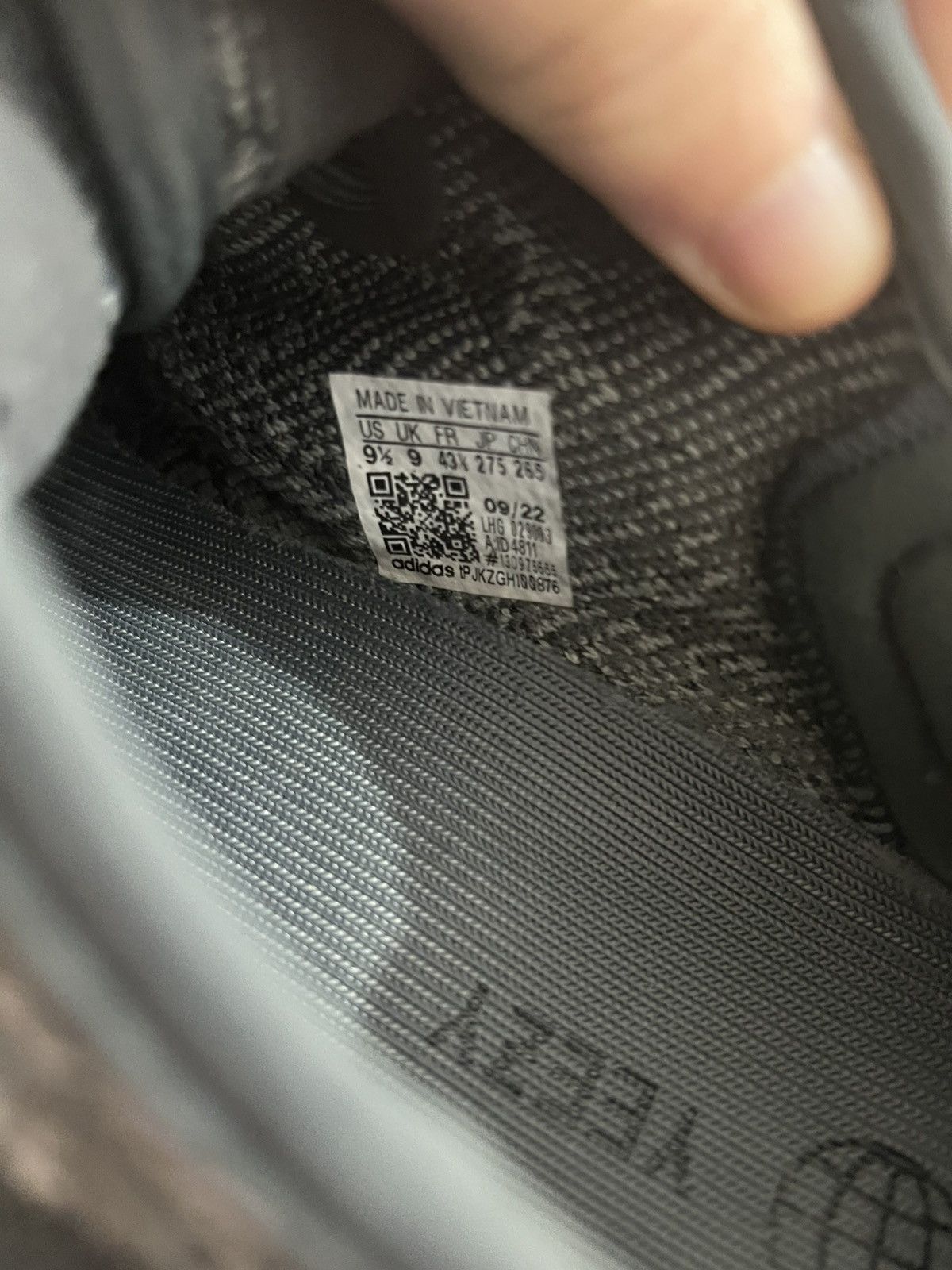 Yeezy Yeezy Boost 350 V2 MX Dark Salt Size US 9.5 / EU 42-43 - 5 Thumbnail