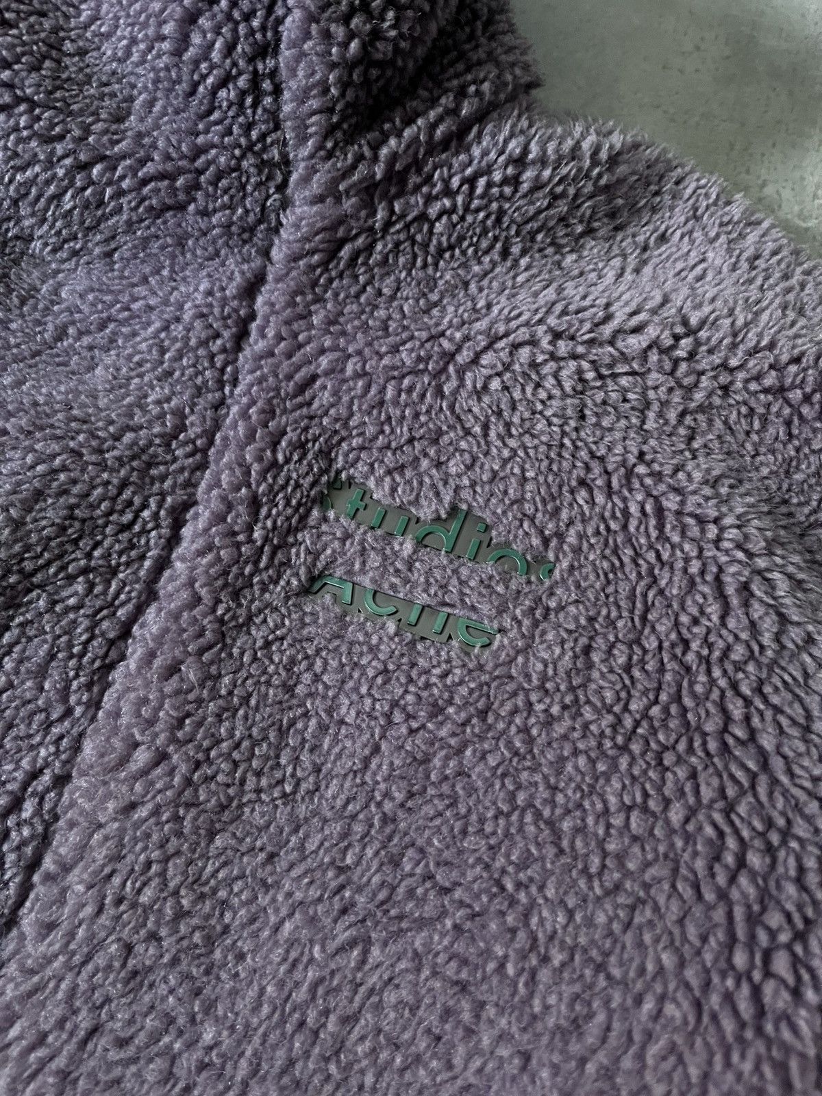 Acne Studios Acne Studios teddy fleece jacket purple Size US L / EU 52-54 / 3 - 2 Thumbnail