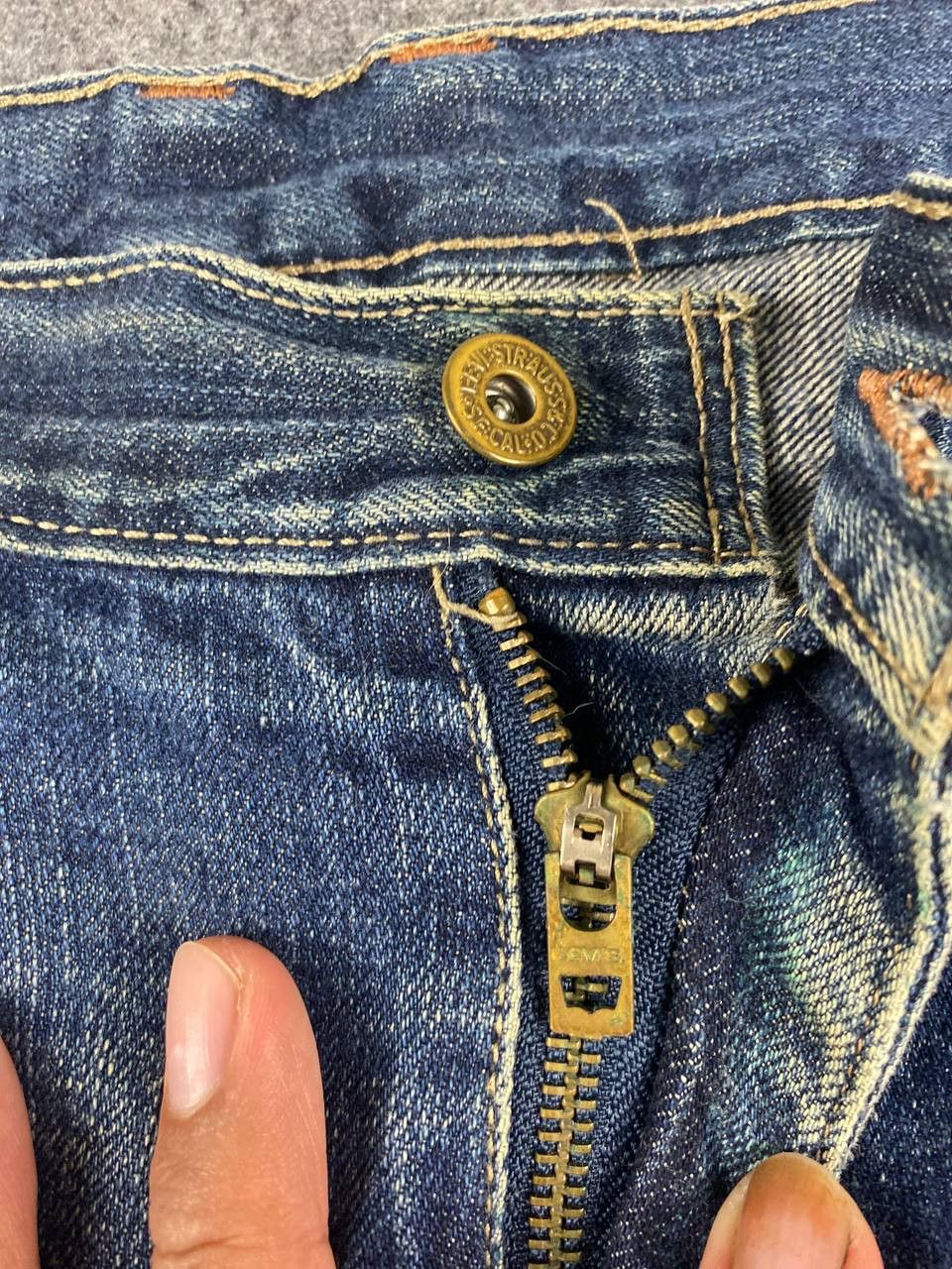 Levi's vintage levis 514 slim straight ripped denim Size US 36 / EU 52 - 12 Thumbnail