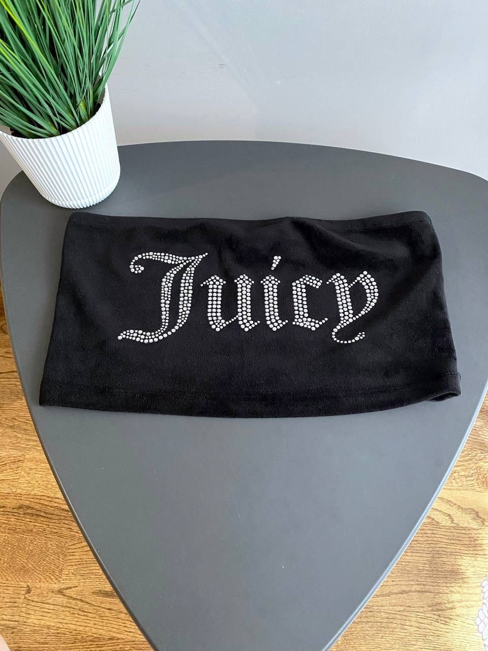Designer × Juicy Couture Juicy Couture Black Velour Cropped Top Y2K, Size M Size M / US 6-8 / IT 42-44 - 1 Thumbnail