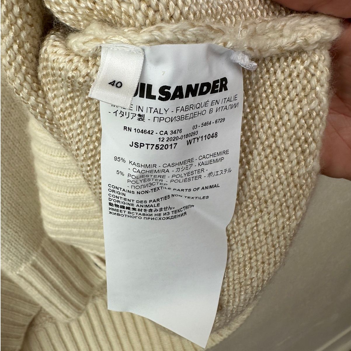 Jil Sander Jil Sander Cream V-Neck Button Long Sleeve Sweater 40 / 8 Size M / US 6-8 / IT 42-44 - 12 Thumbnail