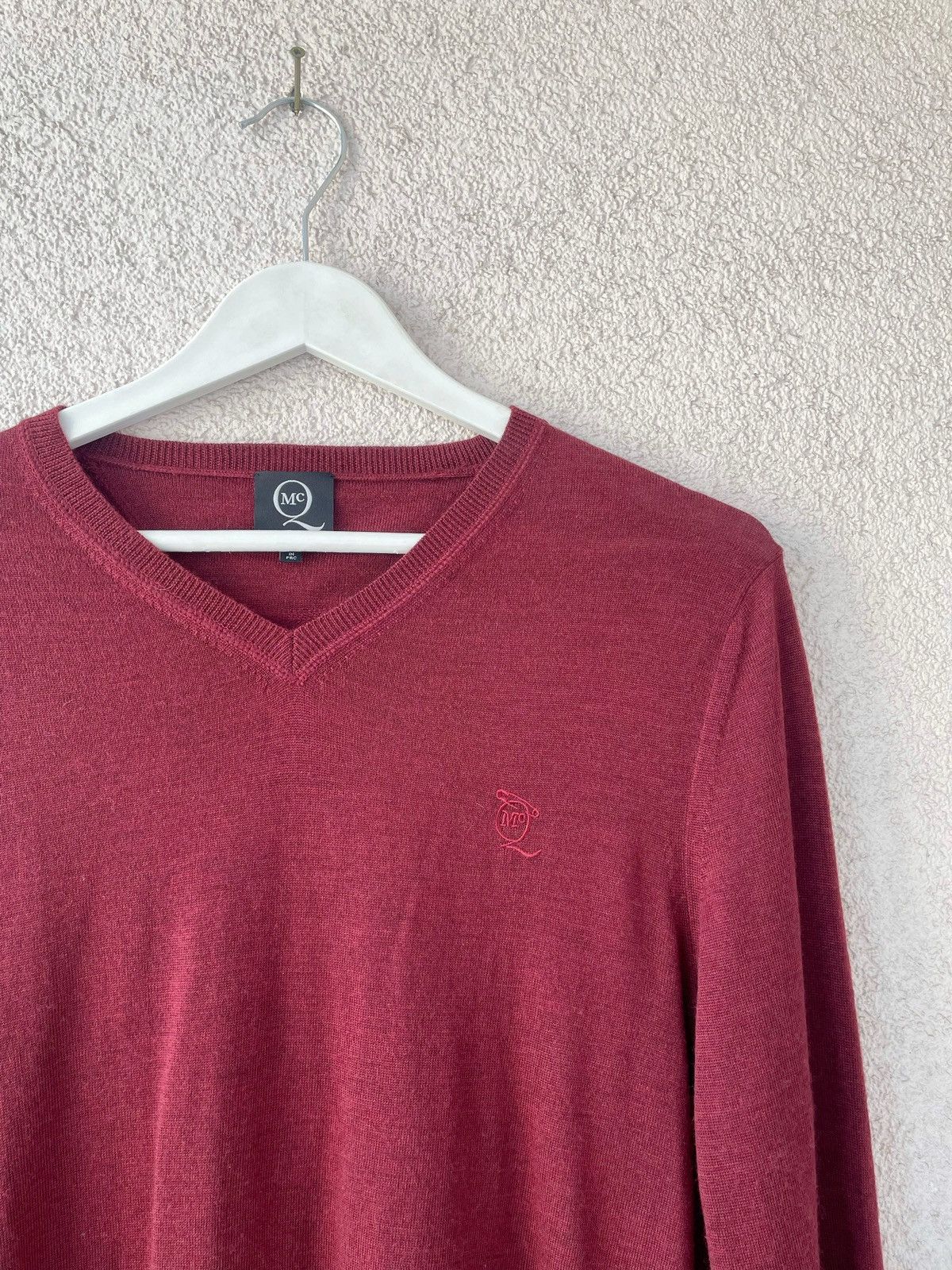 Alexander McQueen Men's Wool v-neck Sweater Alexander McQueen Size L Burgundy Size US L / EU 52-54 / 3 - 3 Thumbnail