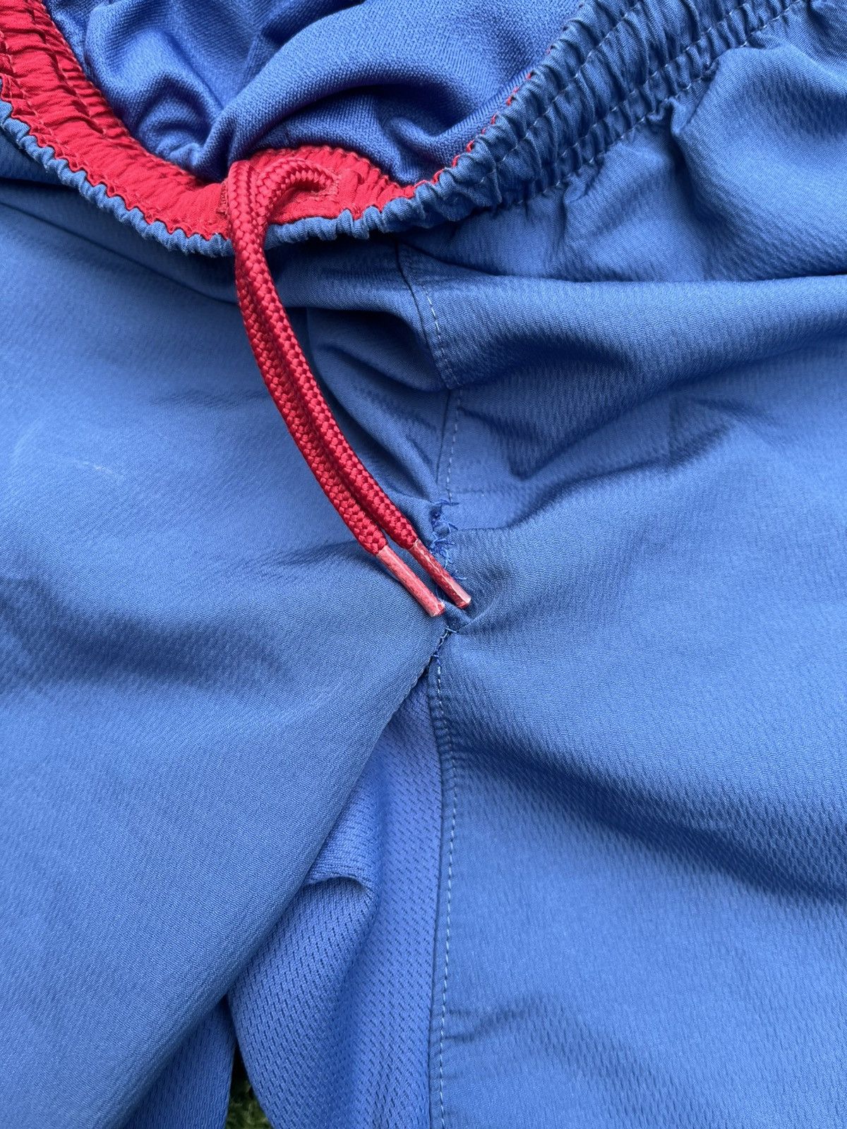 Nike Vintage shorts from fc Barcelona Size US 34 / EU 50 - 4 Thumbnail