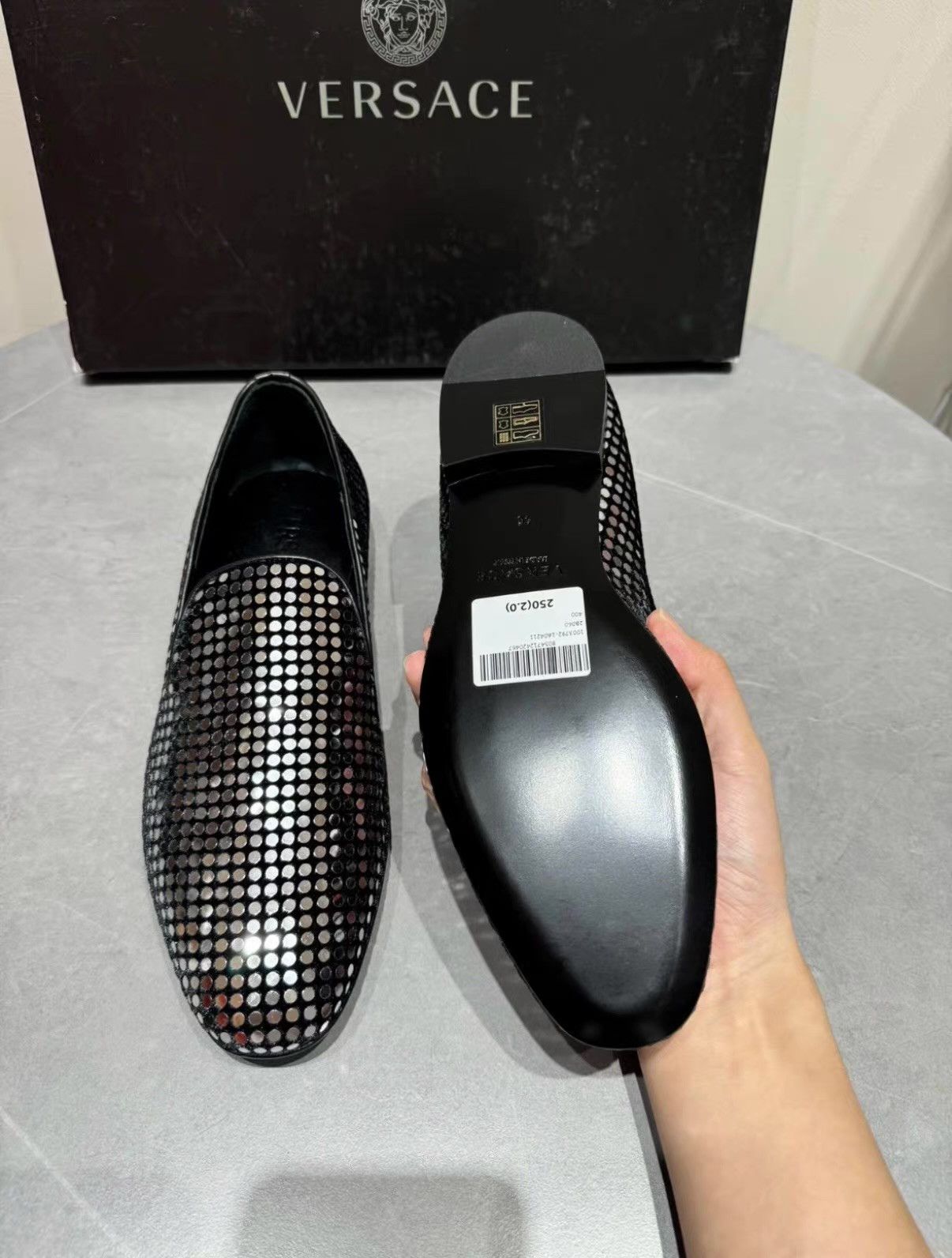 Versace Versace men's velvet slip-on shoes with sequin Ｑ23 Size US 7 / EU 40 - 4 Thumbnail