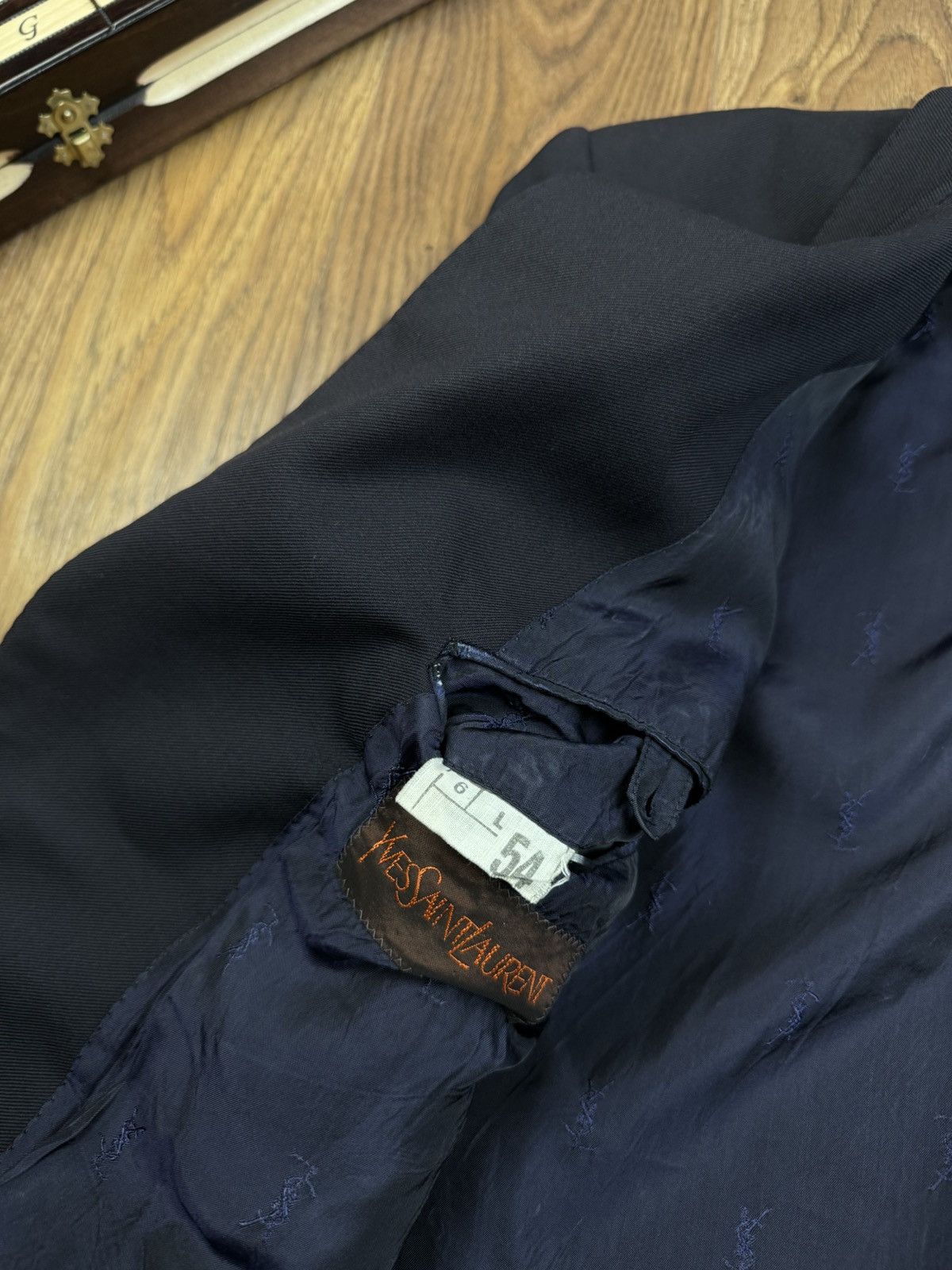 Yves Saint Laurent Vintage wool blazer Yves Saint Laurent original luxury item Size 40R - 4 Thumbnail