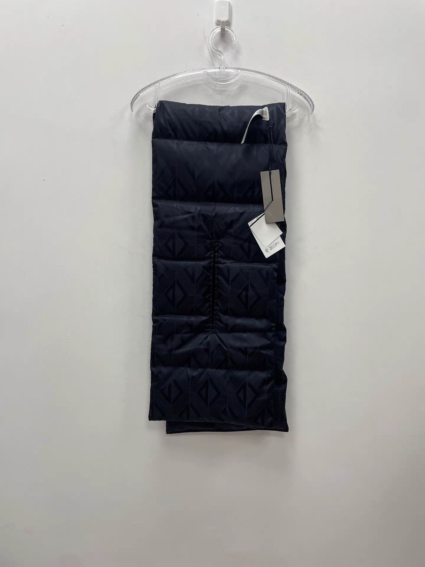 Dior Black Padded Quilted Vest with Geometric Pattern Size US M / EU 48-50 / 2 - 1 Thumbnail
