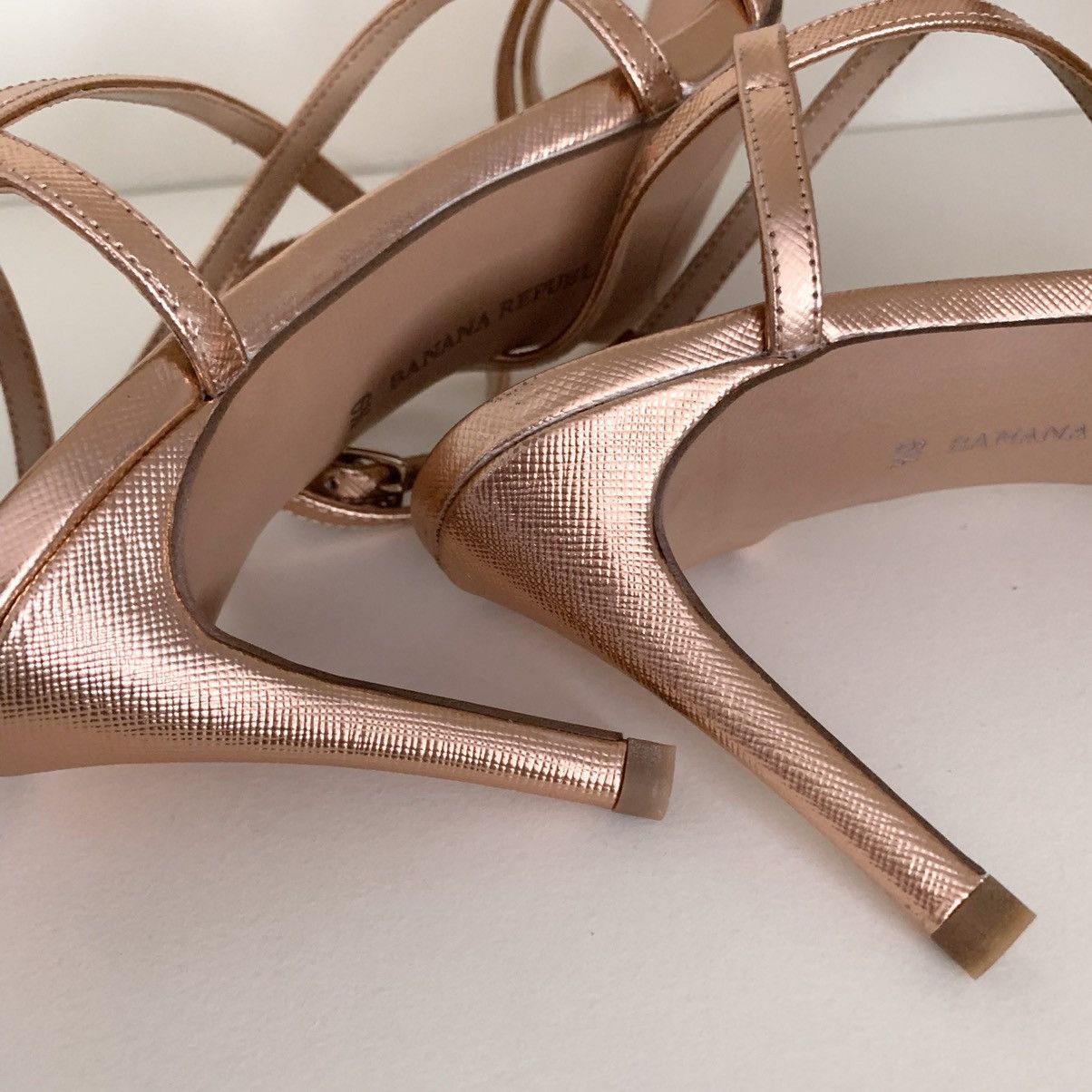 Banana Republic Banana republic Rose gold leather strappy heels size 6 Size US 6 / IT 36 - 3 Thumbnail