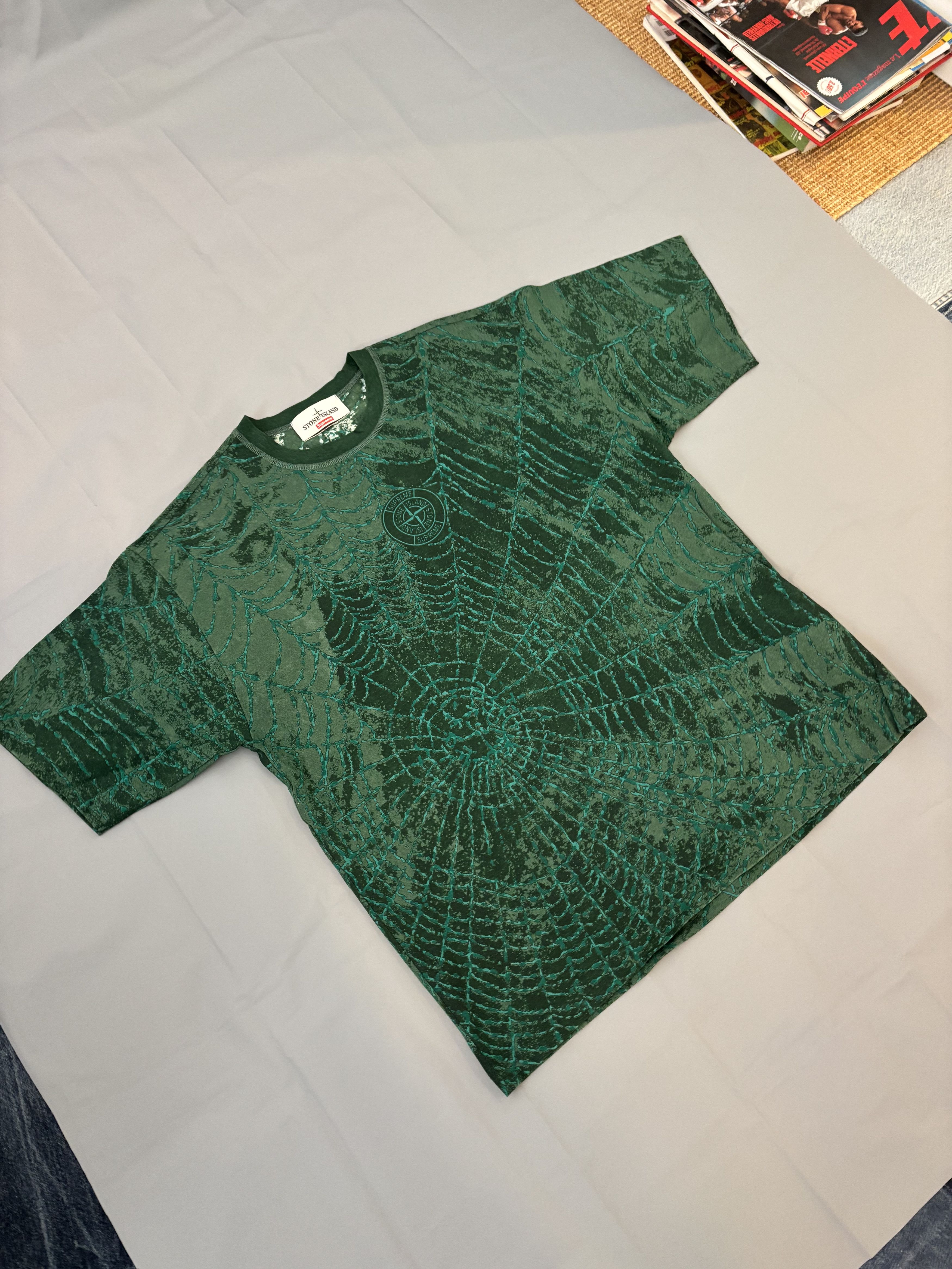 Stone Island T-shirt vert foncé Stone Island x Supreme en tbe Size US M / EU 48-50 / 2 - 2 Thumbnail