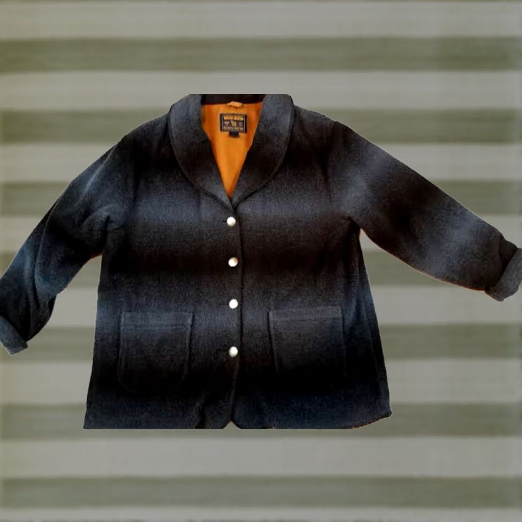 Vintage VINTAGE Woolrich Coat Woman Blue Faded Stripes Metal Button XL Size XL / US 12-14 / IT 48-50 - 1 Thumbnail