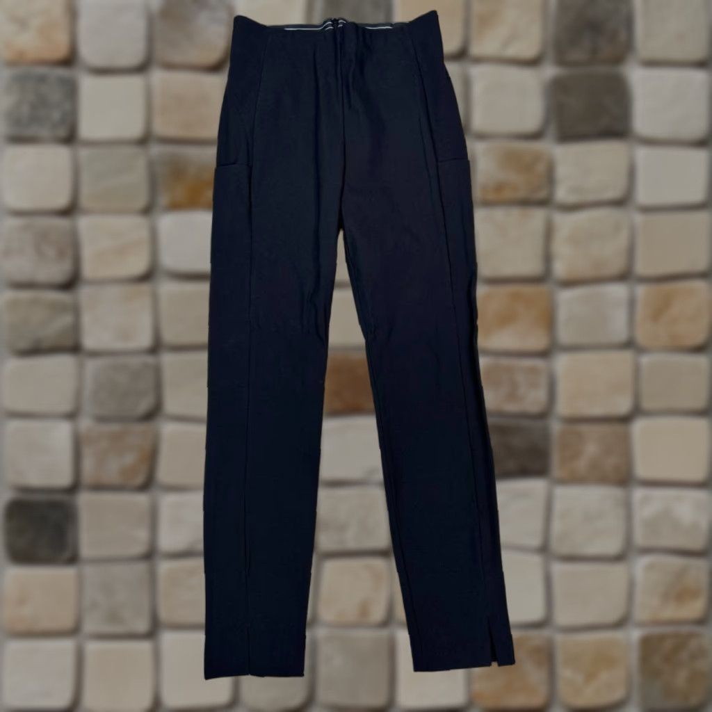 Athleta Athleta Pants Womens 2 Black Slim Ankle Athleisure Running Walking Slimming Shoes? Size 26" / US 2 / IT 38 - 1 Thumbnail
