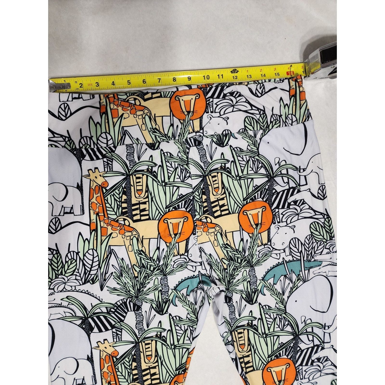 Other LuLaRoe leggings in a vibrant "Safari" one size Tall & curvy Size 27" / US 4 / IT 40 - 3 Thumbnail