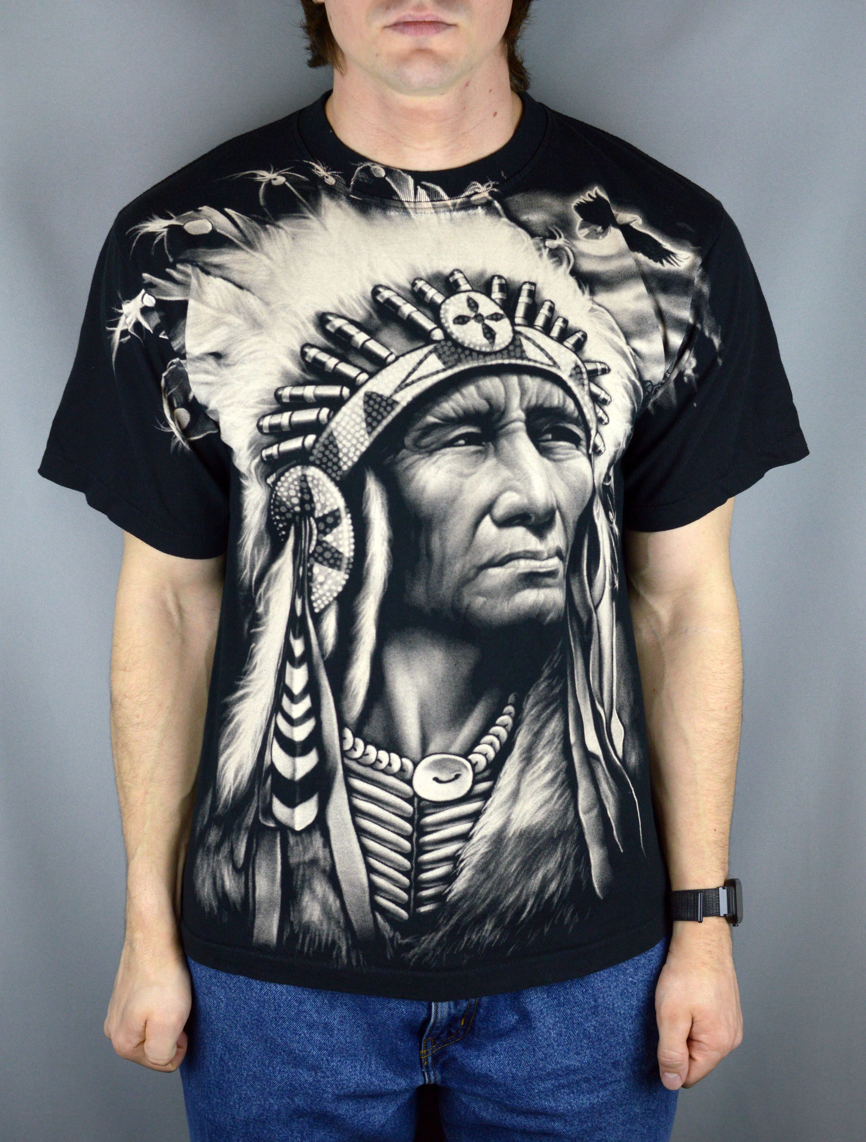 Vintage Vintage Native American t shirt Size US L / EU 52-54 / 3 - 1 Thumbnail