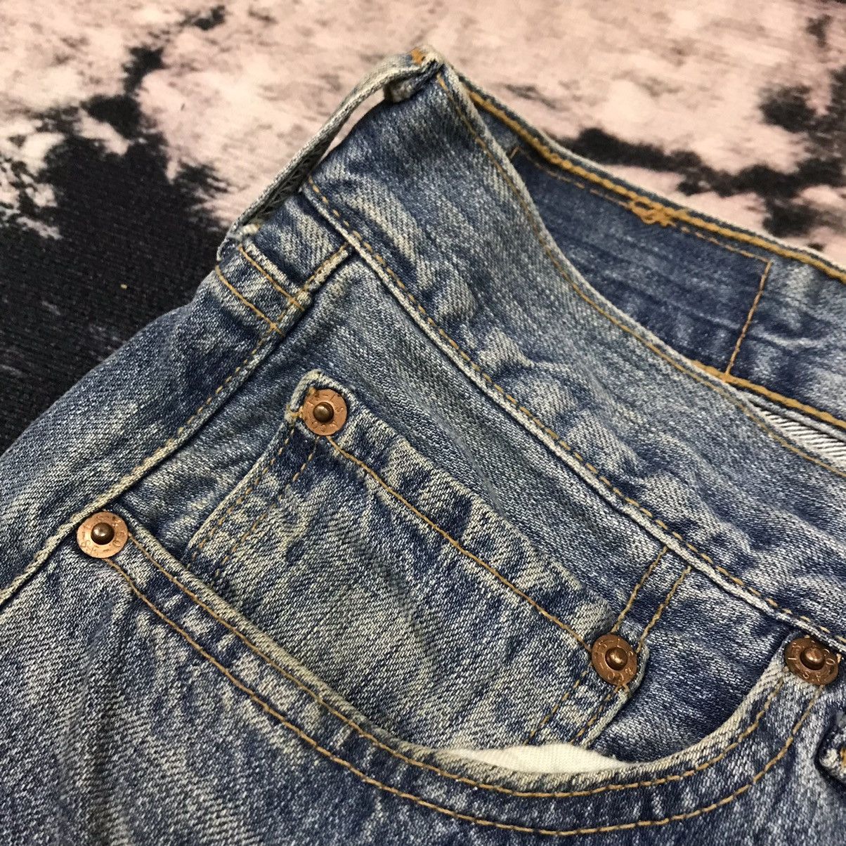 Levi's Vintage Clothing Vintage Levis 501 Button Up Distressed Denim Jeans Short Size US 32 / EU 48 - 6 Thumbnail
