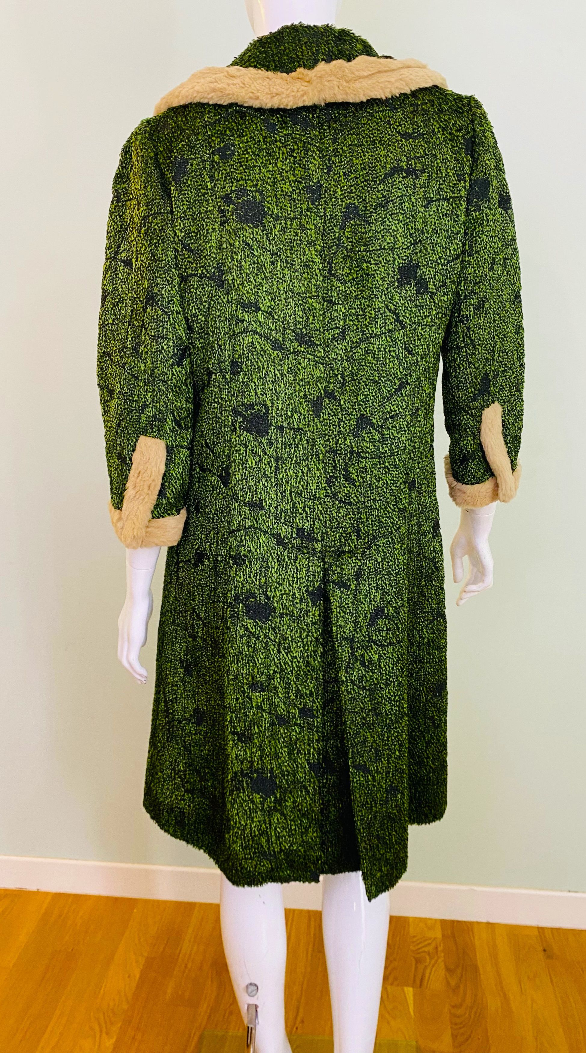 John Galliano JOHN GALLIANO F/W 2000 Rabbit Fur Runway Trimmed Jacket Coat Size M / US 6-8 / IT 42-44 - 5 Thumbnail
