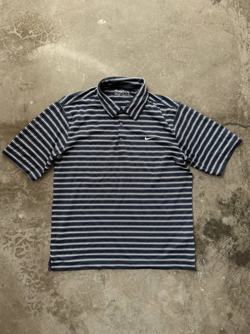 Nike Vintage Nike Golf Dry Fit Polo Tee Size US M / EU 48-50 / 2 - 2 Thumbnail
