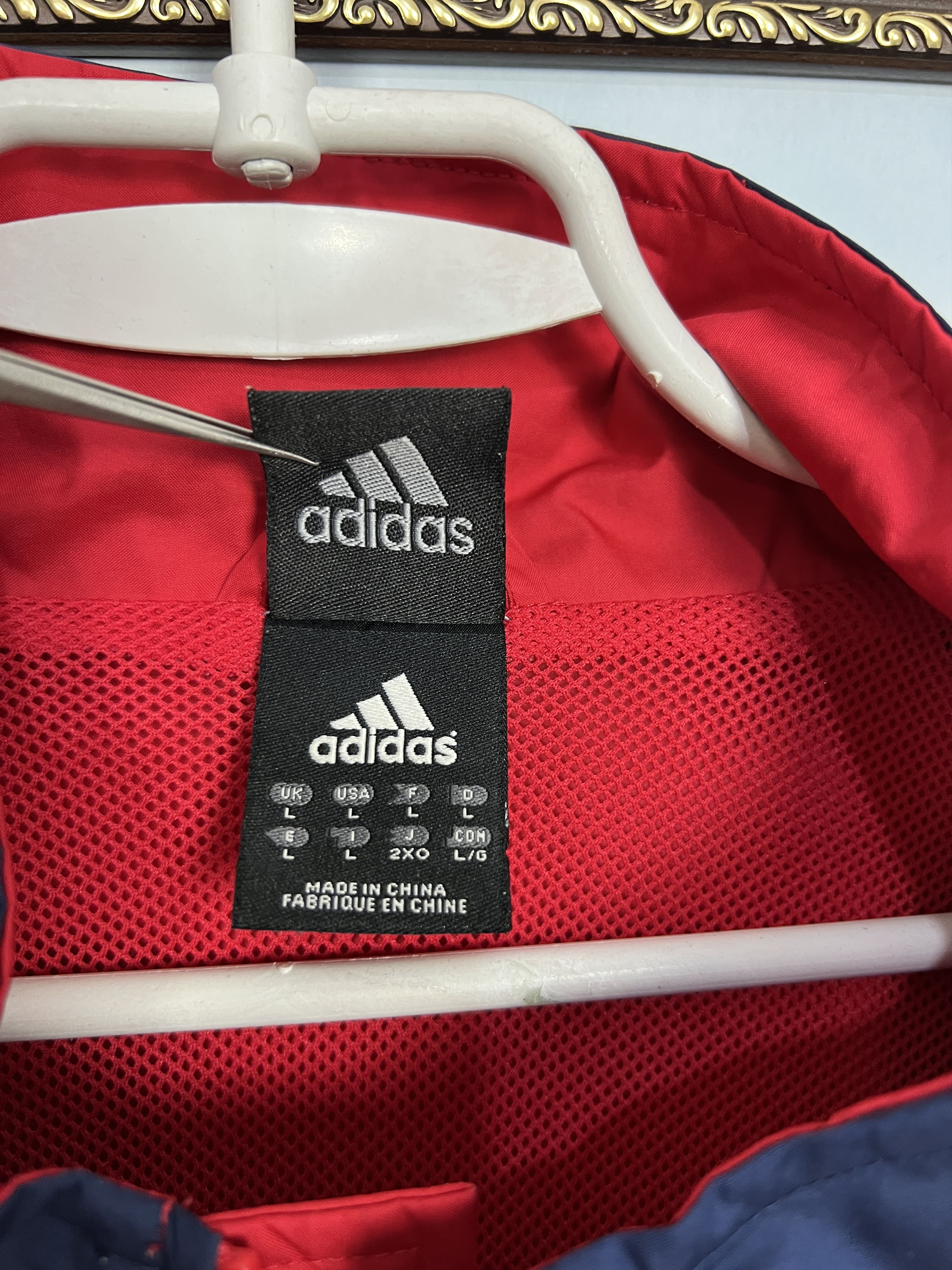 Adidas Vintage Adidas Bayern Munich Football Jacket Soccer Track Size US L / EU 52-54 / 3 - 7 Thumbnail