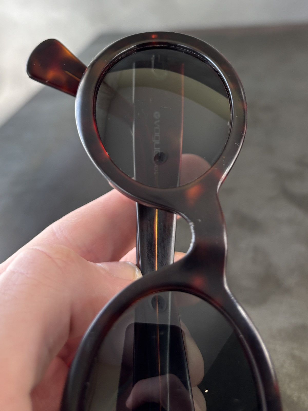 Vogue Vintage Vogue Sunglasses 1990s Made in Italy Oval Y2K VO2167 Size ONE SIZE - 14 Thumbnail