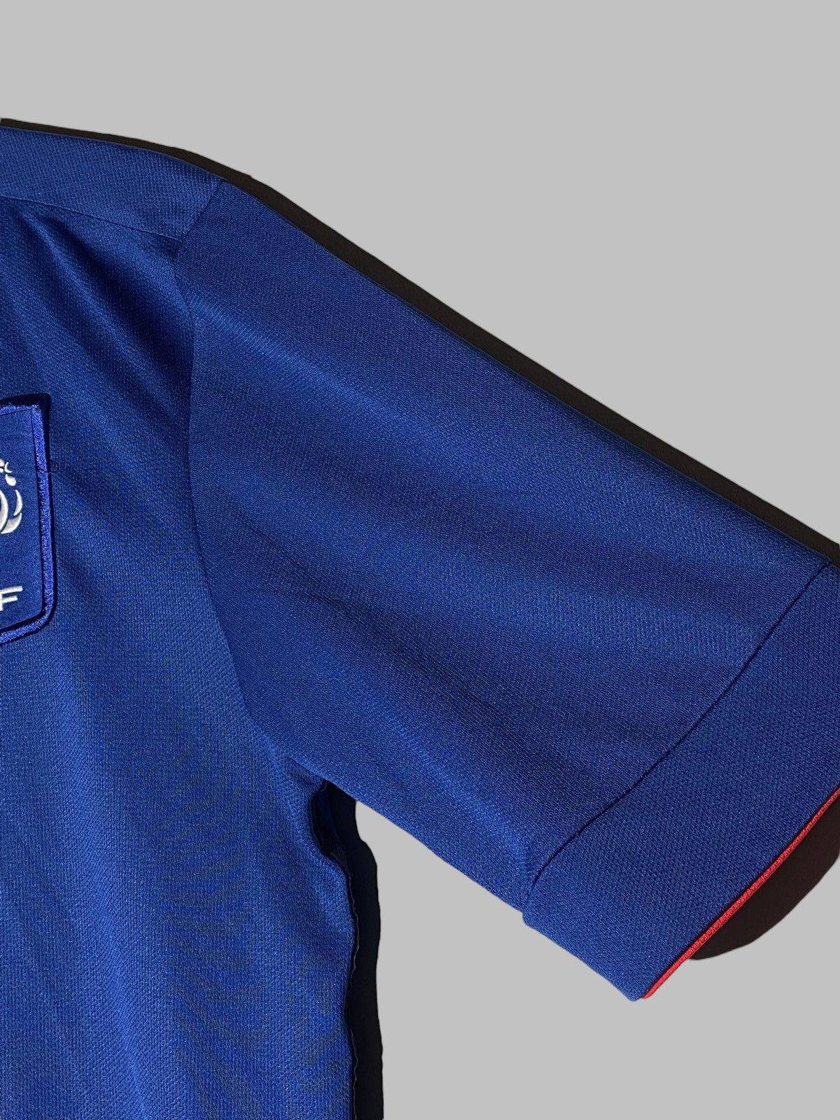 Nike Nike France National Team 2011 Home Football Shirt Size US M / EU 48-50 / 2 - 11 Thumbnail