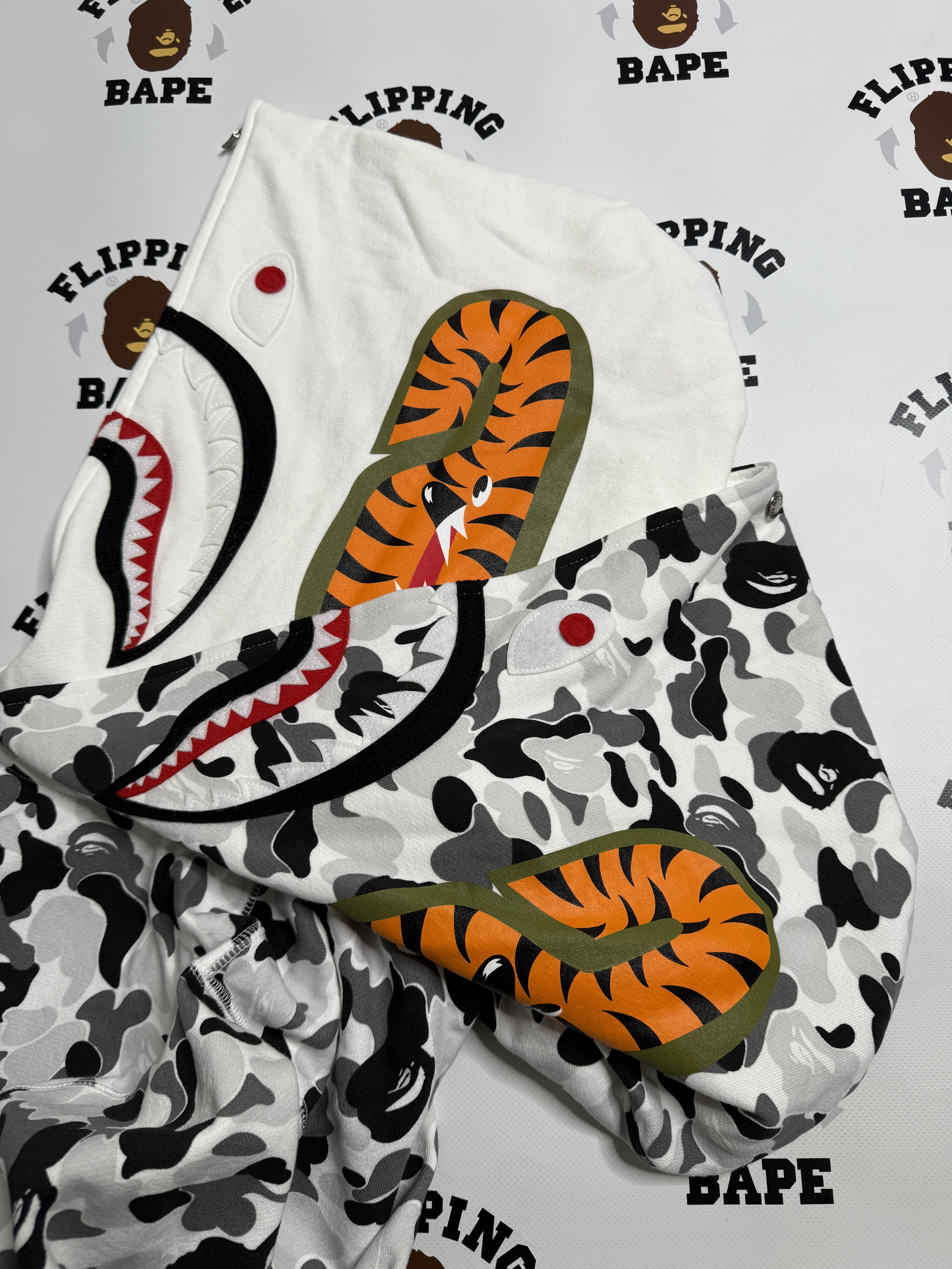 Bape BAPE ABC CAMO DOUBLE SHARK FULL ZIP HOODIE Size US XL / EU 56 / 4 - 7 Thumbnail