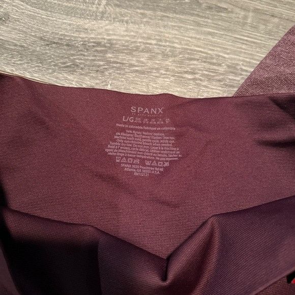 Spanx NWT SPANX Seamless Leggings Tummy Control Wine Red Women Siz Size 34" / US 12 / IT 48 - 4 Thumbnail