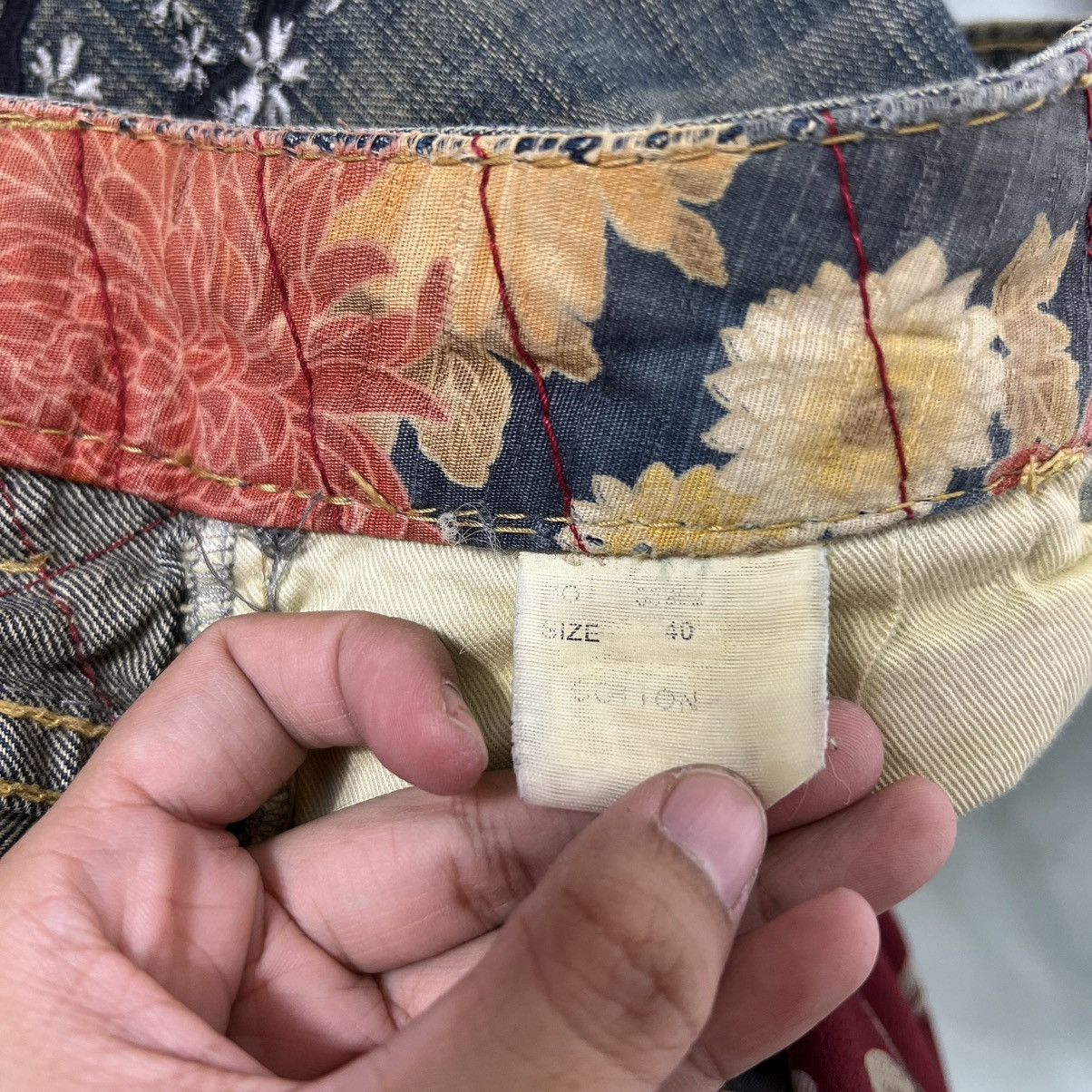 Japanese Brand 🔥 KARAKURI EMBROIDERY SHORT PANTS Size US 38 / EU 54 - 12 Thumbnail