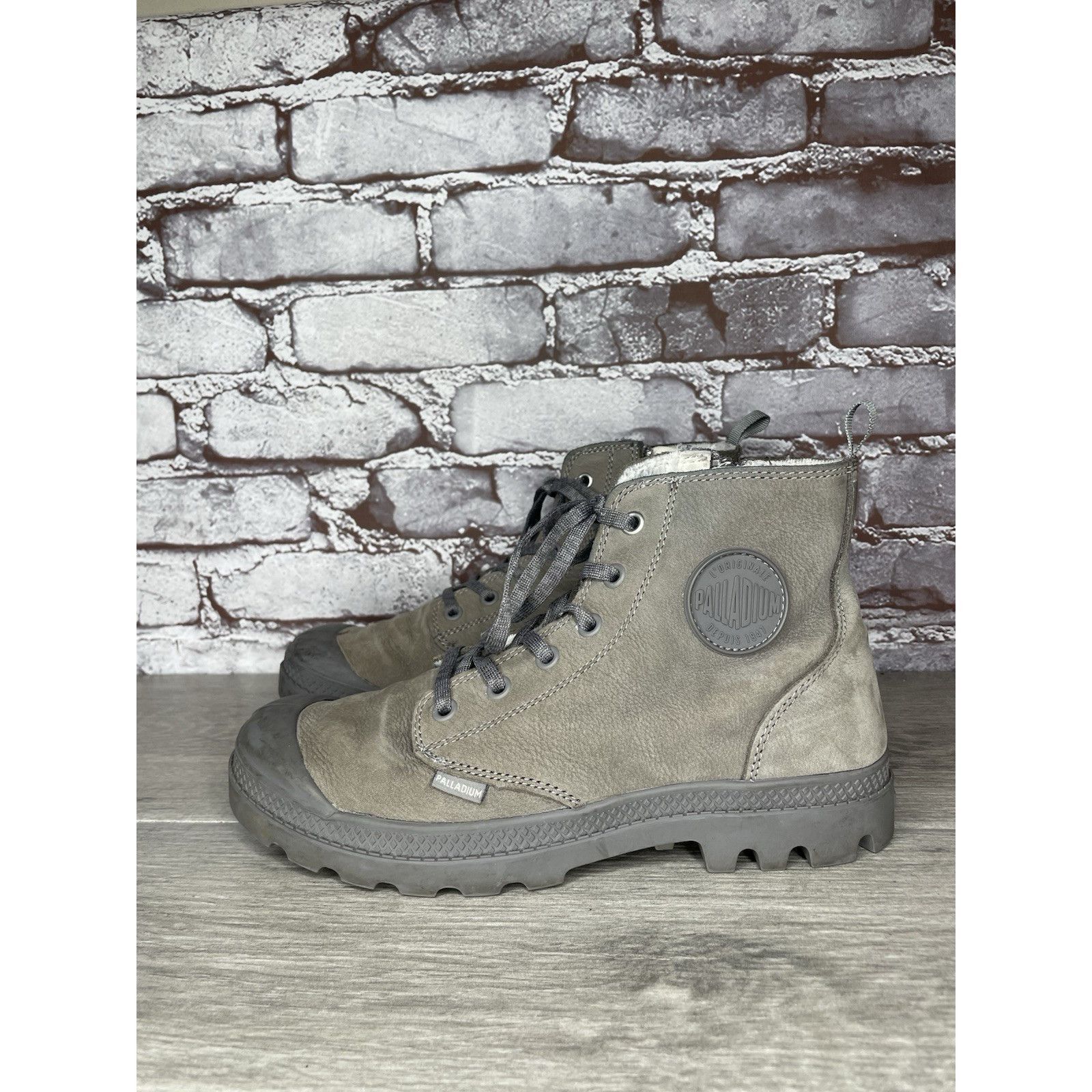 Palladium Palladium Pampa Gray Leather Lace Up Lined Combat Boots Wome Size US 7.5 / IT 37.5 - 22 Thumbnail