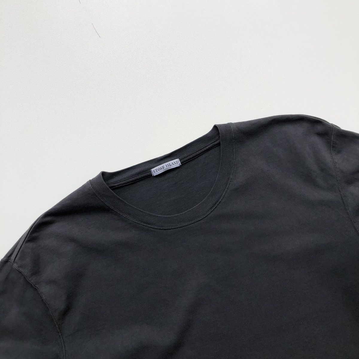 Stone Island Stone Island AW06 Vintage Logo Long Sleeve T-Shirt Archive Size US XXL / EU 58 / 5 - 2 Thumbnail