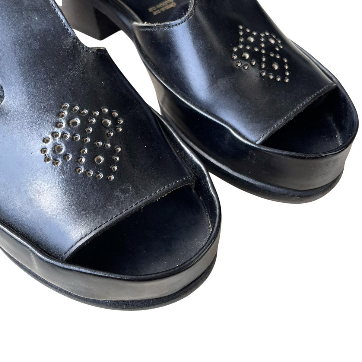 Robert Clergerie Robert Clergerie Paris Solid Leather WMN Luxury Sandals Size US 7 / IT 37 - 4 Thumbnail