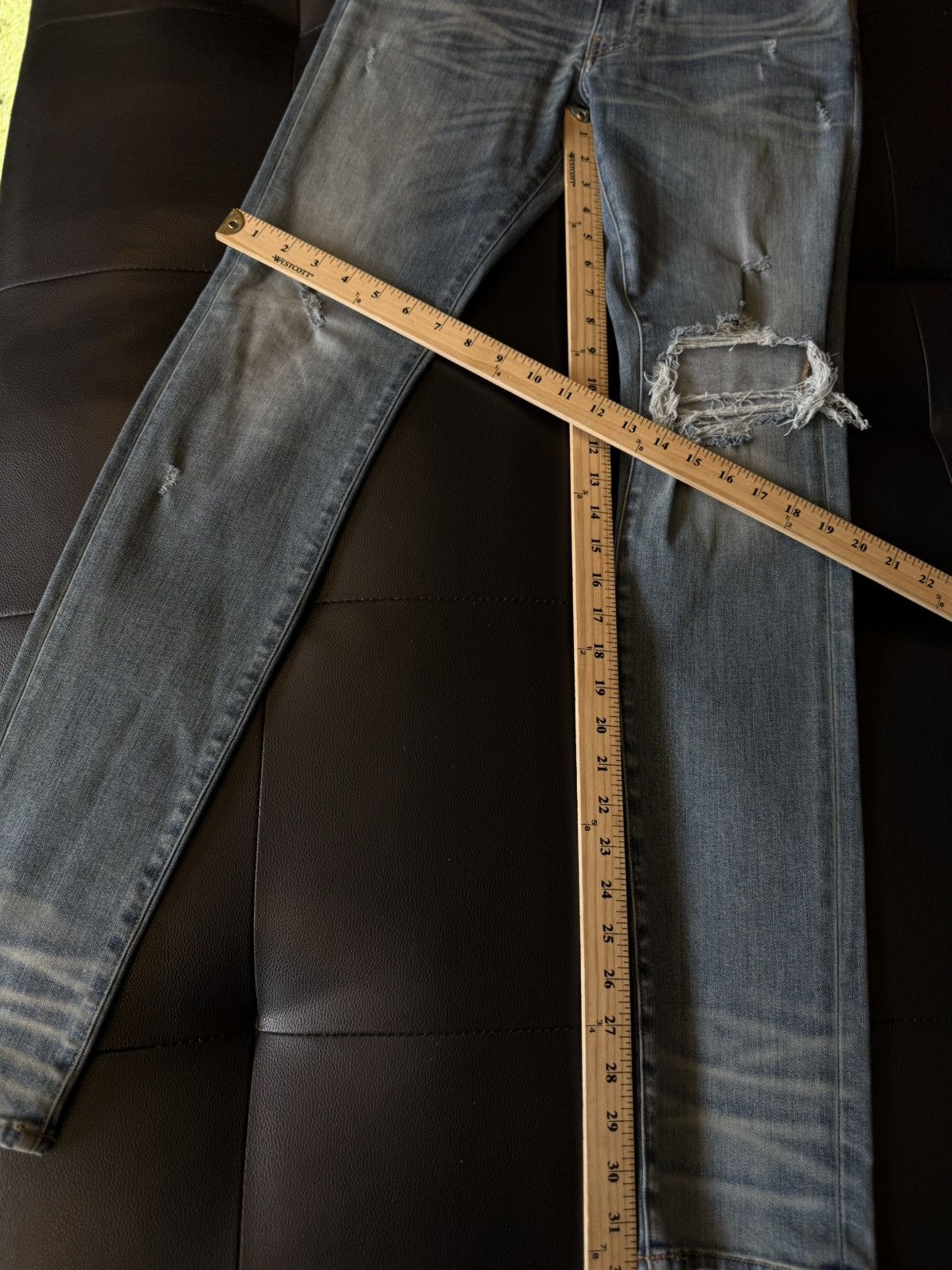 Amiri Amiri Blue Jeans Sparkle Glitter Patch Size 31 Flawless 🧼 Size US 31 - 16 Thumbnail