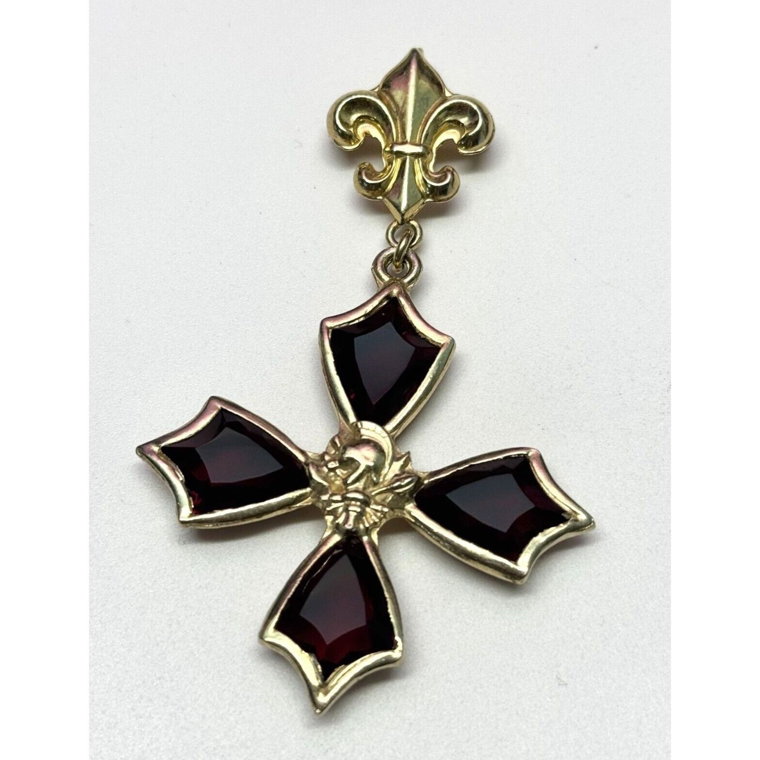 Vintage Vintage Accessocraft NYC Red glass Maltese cross brooch pin Size ONE SIZE - 1 Thumbnail