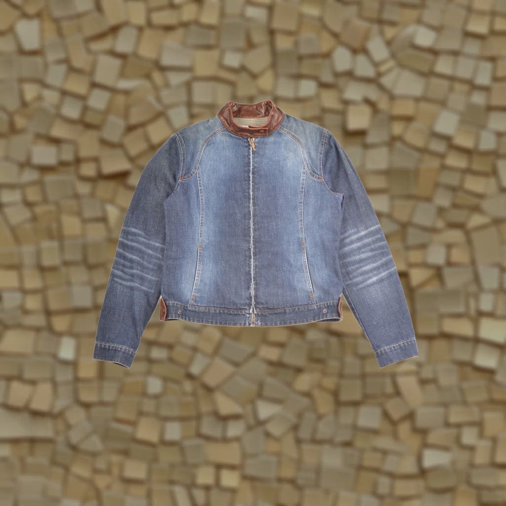 Vintage Iceberg Womens Full-Zip Denim Jacket Leather Trim Size L Blue Shirt Jacket Womens Leather Trim Size 36" / US 14 / IT 50 - 1 Thumbnail